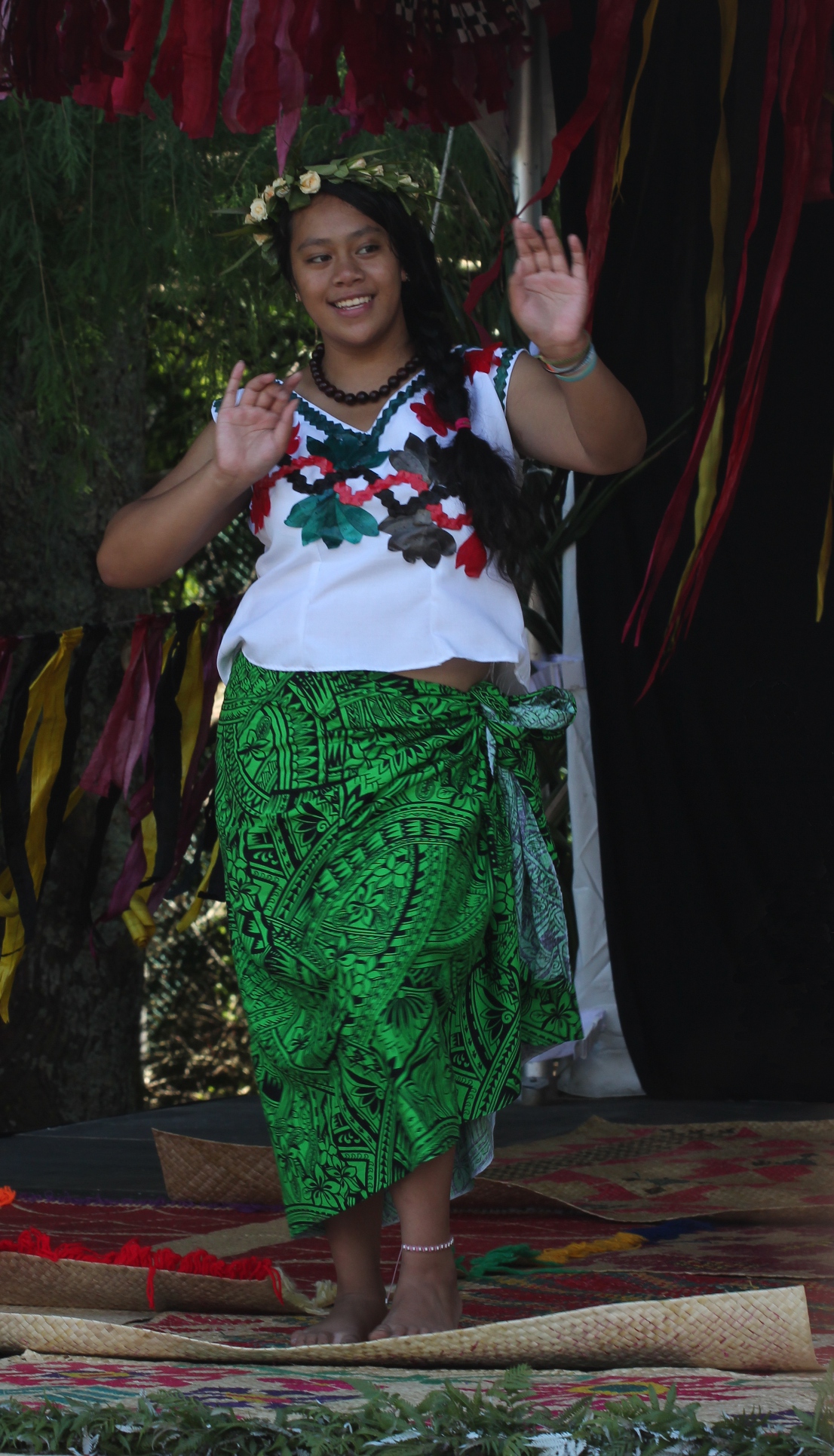 Seorang penari Tuvalu di Festival Pasifika Auckland.