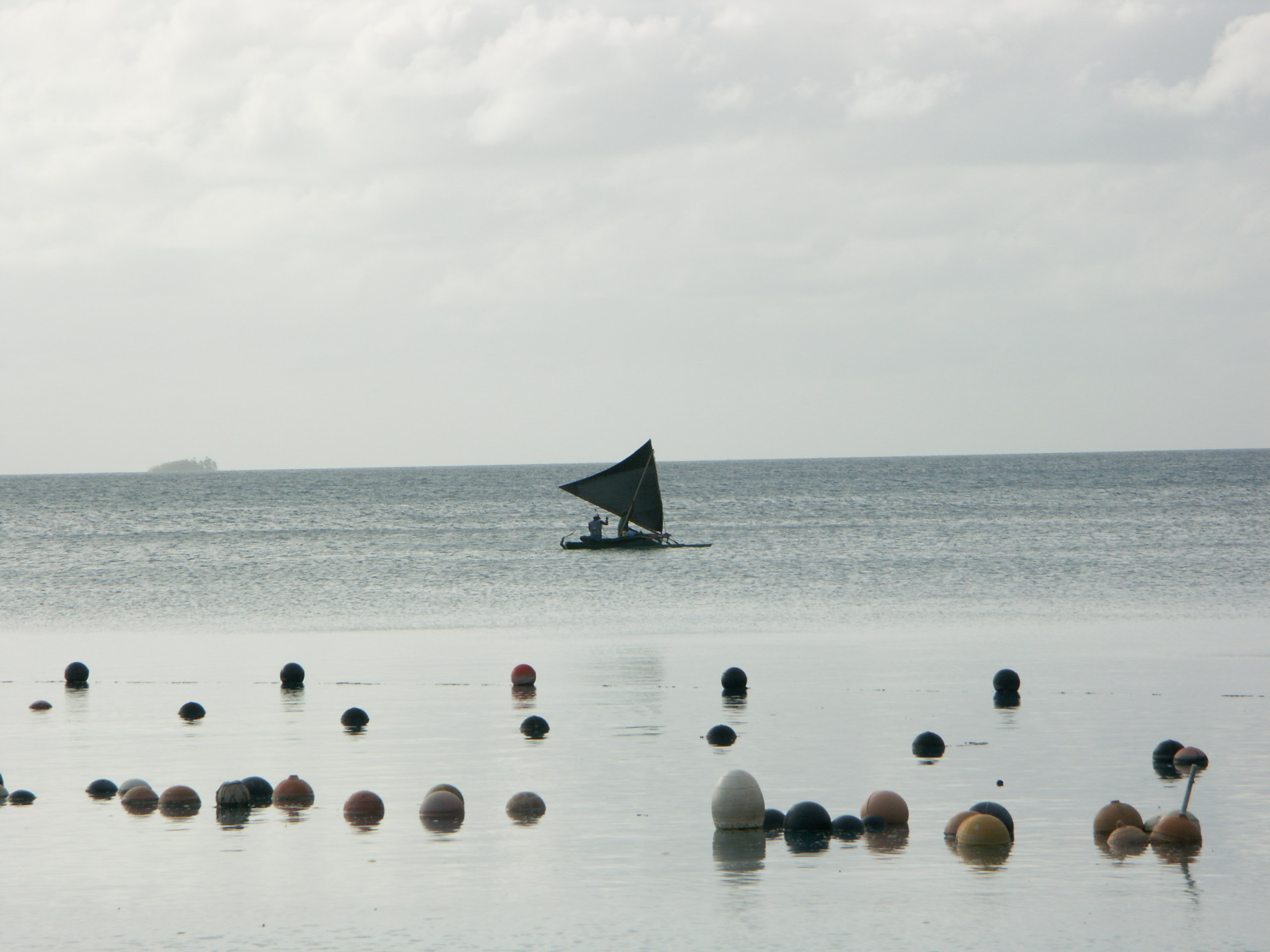 Perahu layar di Kepulauan Marshall