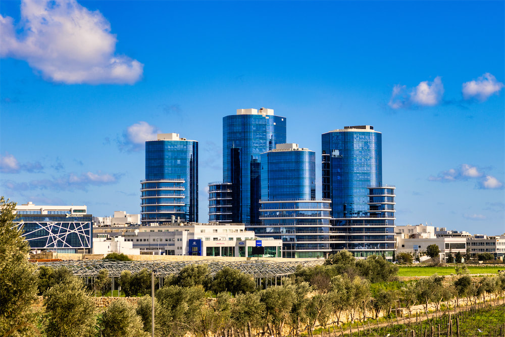 Một trung tâm tài chính mới và hiện đại được khai trương vào năm 2021 tại Malta.