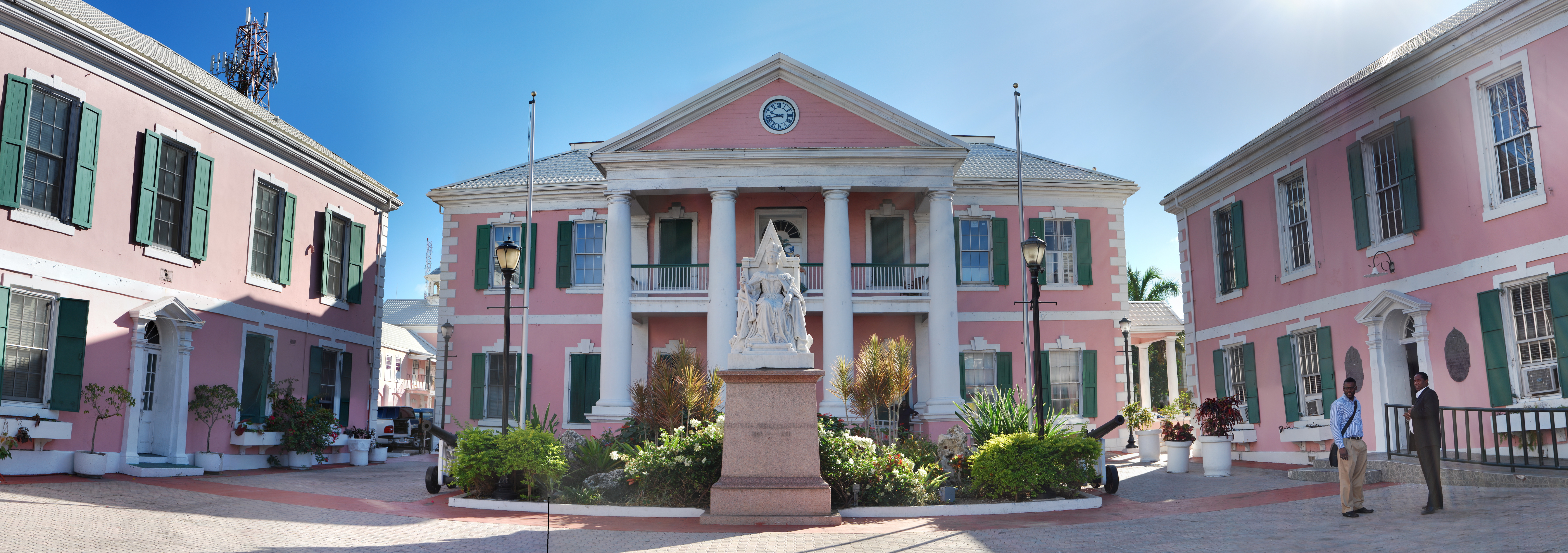 Parlemen Bahama, berlokasi di Nassau