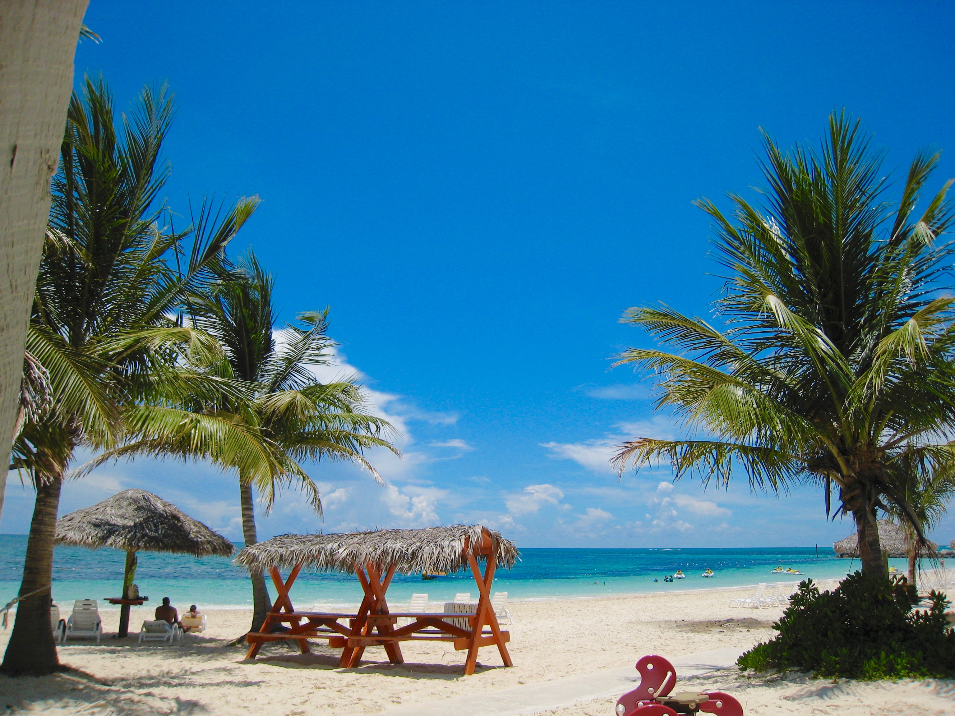 Pantai Taino, Pulau Grand Bahama