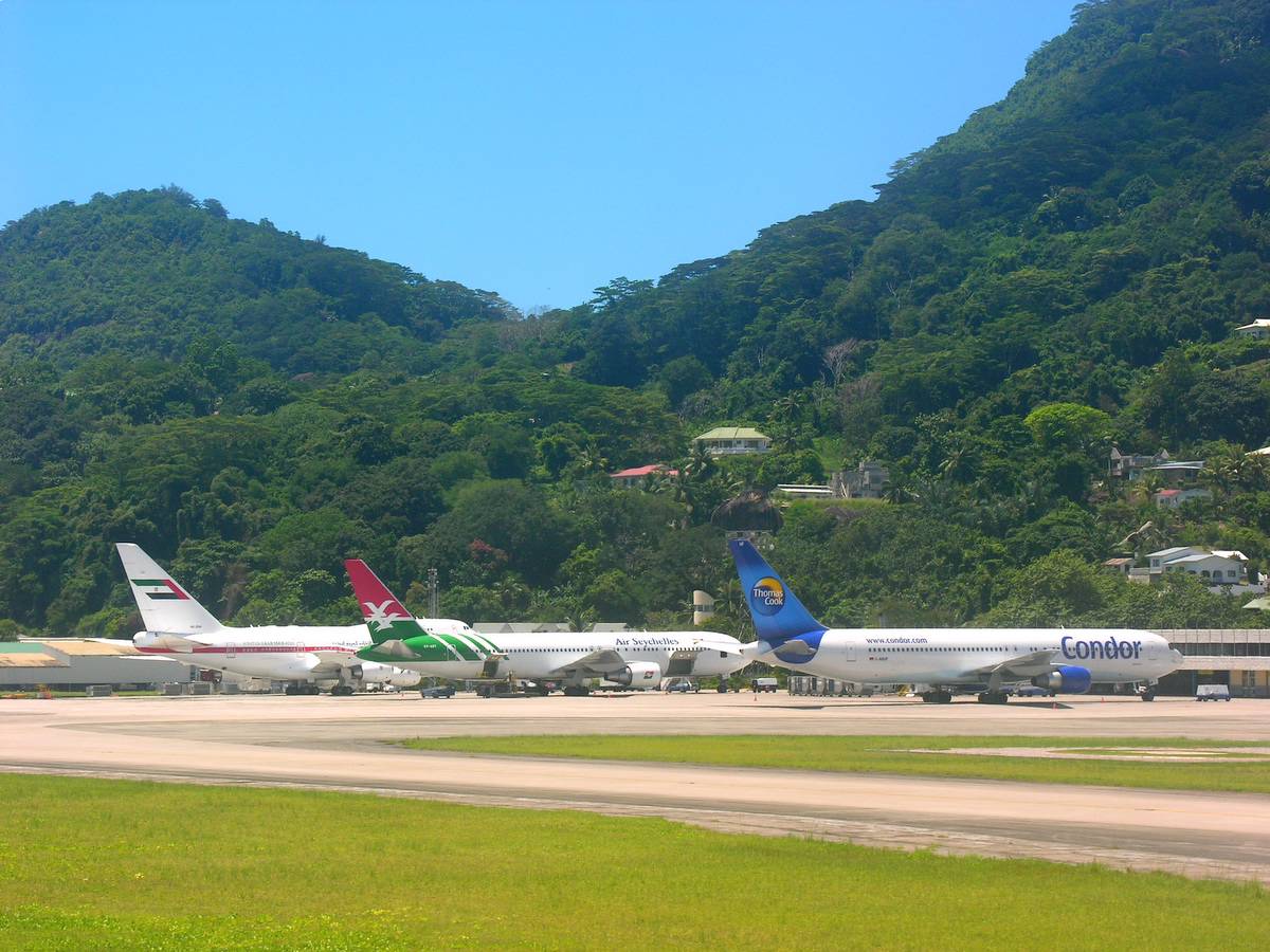 Pesawat di Bandar Udara Internasional Seychelles