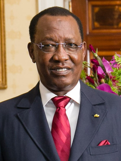 Meskipun ada oposisi politik internal, upaya kudeta, dan perang saudara, Idriss Déby terus memerintah Chad dari tahun 1990 hingga kematiannya pada tahun 2021.
