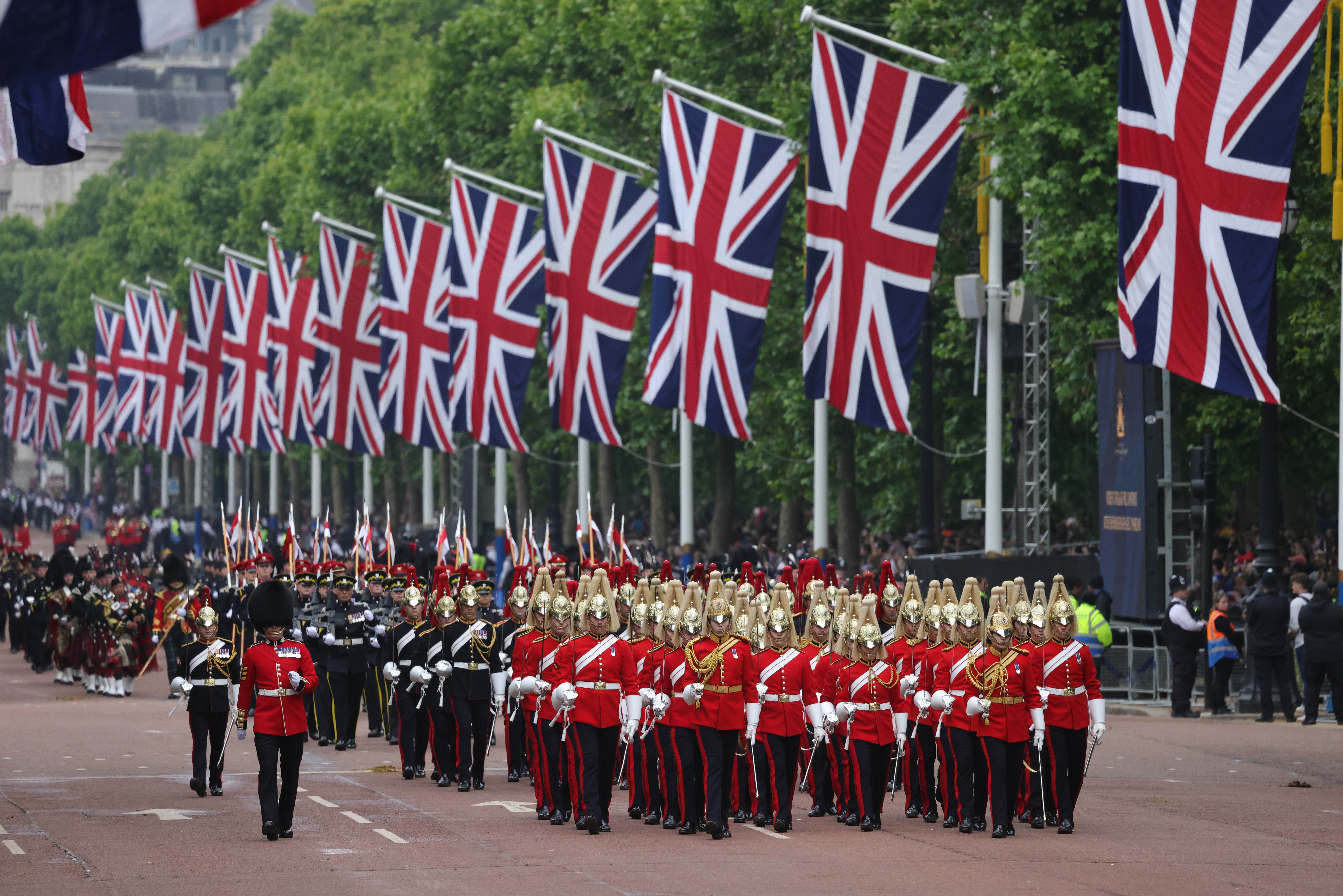 Bendera Union Jack di The Mall, London
