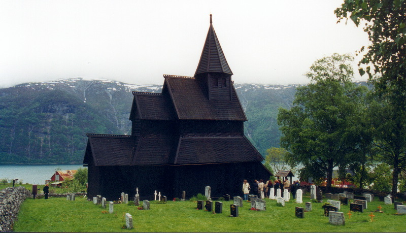 Gereja Stave Urnes telah disenaraikan oleh UNESCO sebagai Tapak Warisan Dunia.