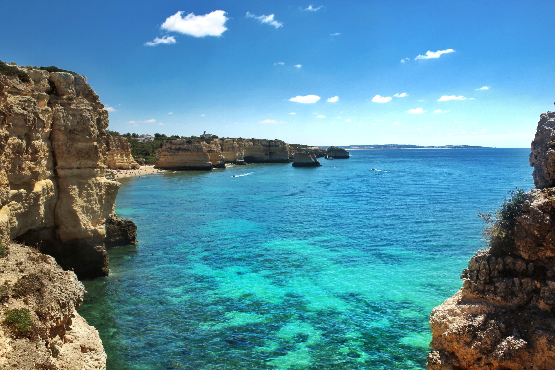 Pantai Portugis di Algarve