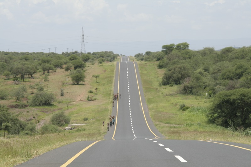 Một trong những tuyến đường trục chính ở Tanzania