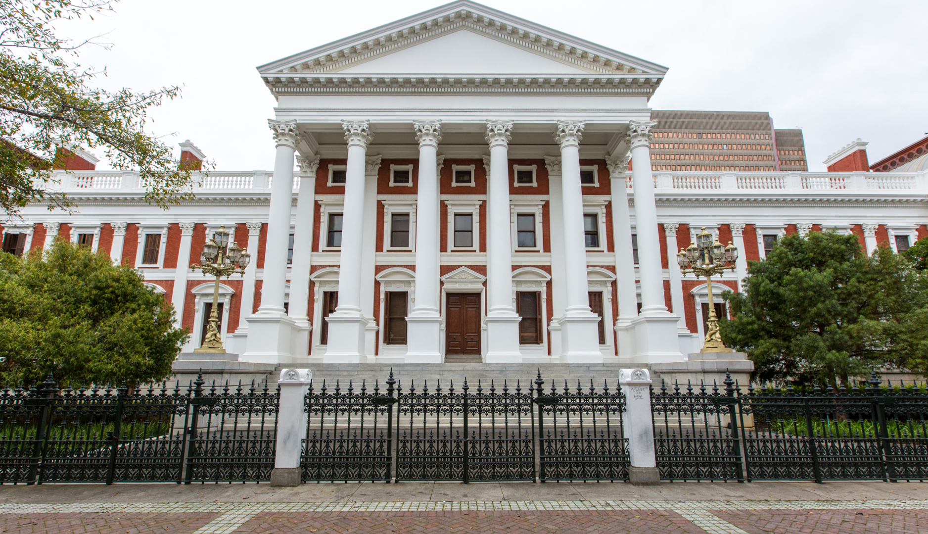 Rumah-rumah Parlimen di Cape Town, pusat perundangan