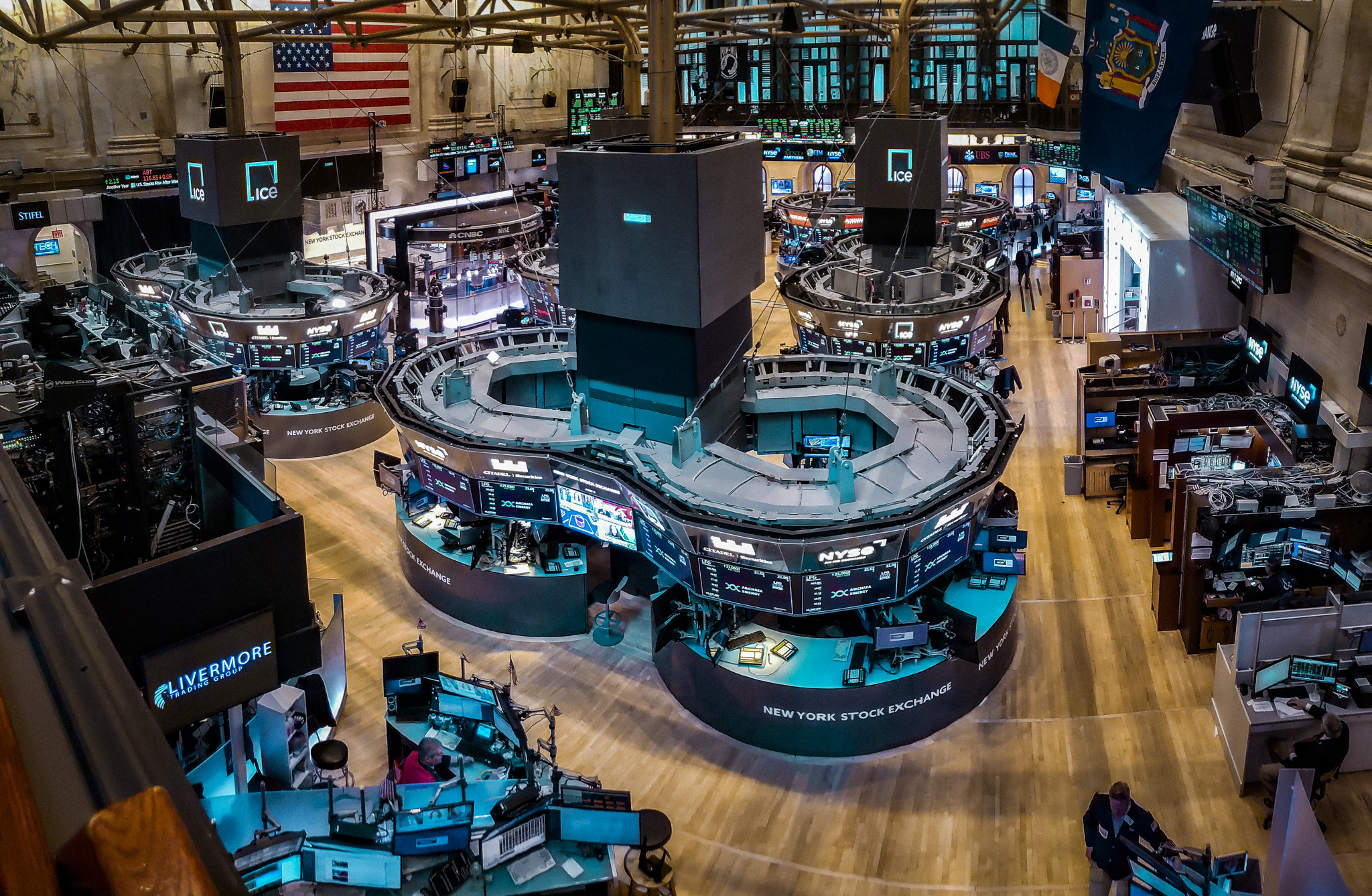 Bursa Saham New York di Wall Street, bursa saham terbesar dunia mengikut permodalan pasaran.