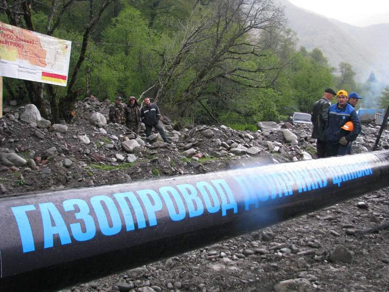 Pipa Dzuarikau-Tskhinvali, yang mengirimkan gas alam dari Rusia ke Ossetia Selatan, mulai beroperasi pada tahun 2009.