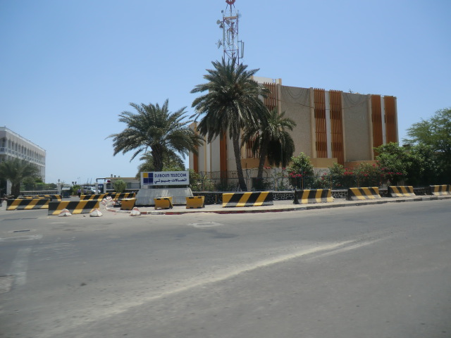Ibu pejabat Djibouti Telecom di Bandar Raya Djibouti.