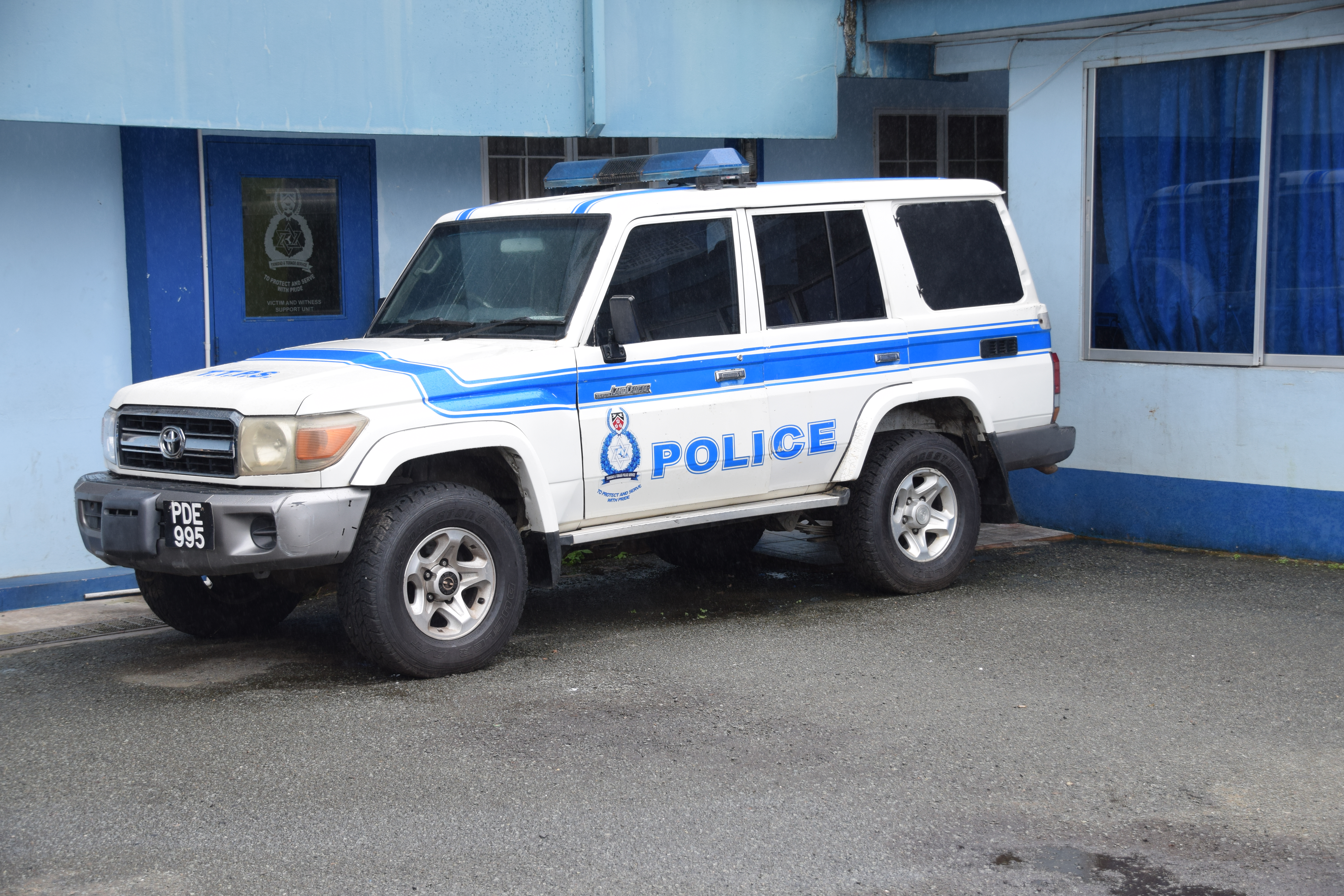 Kendaraan Polisi Trinidad di Tobago