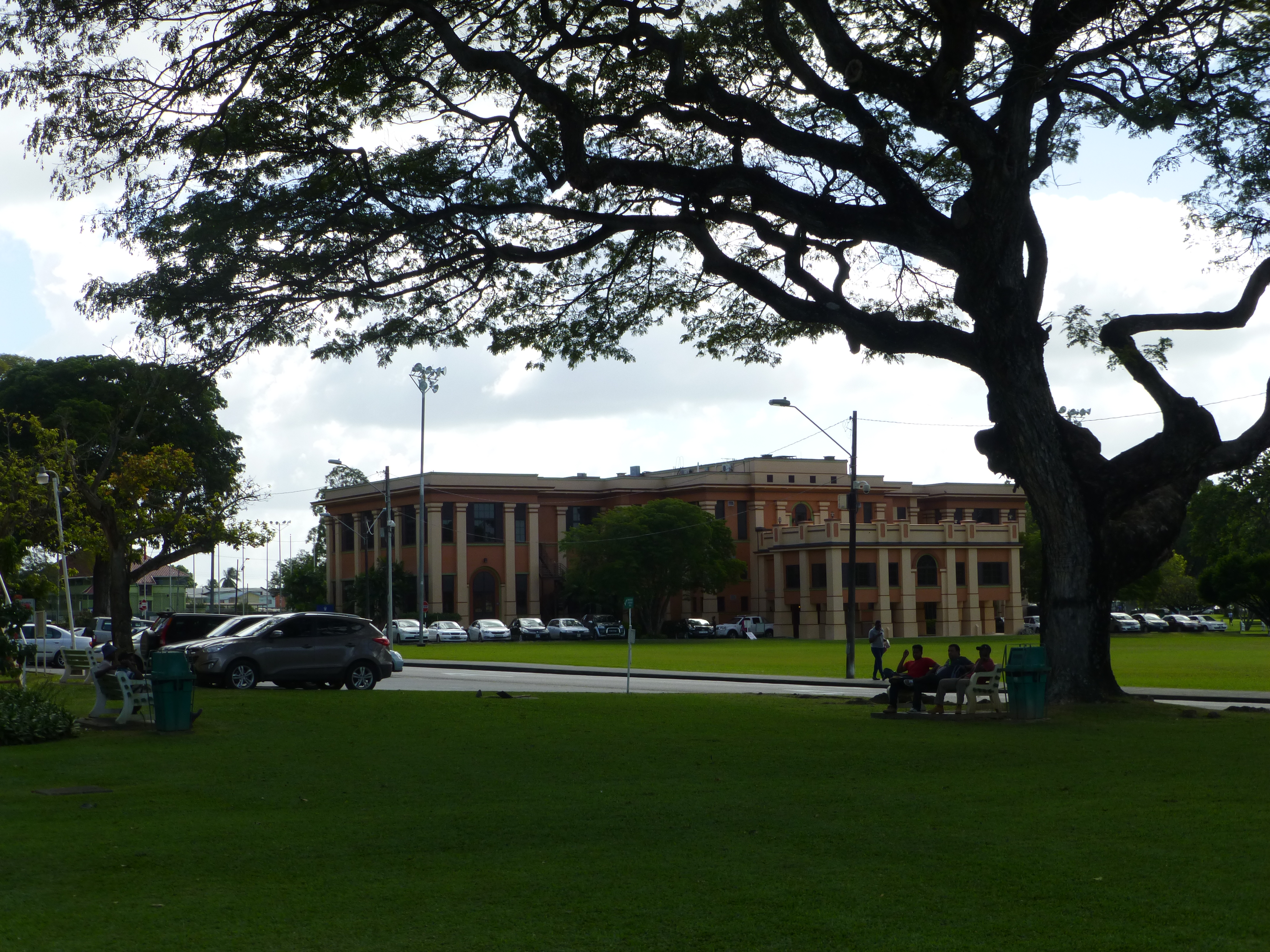 Universitas Hindia Barat, St. Augustine