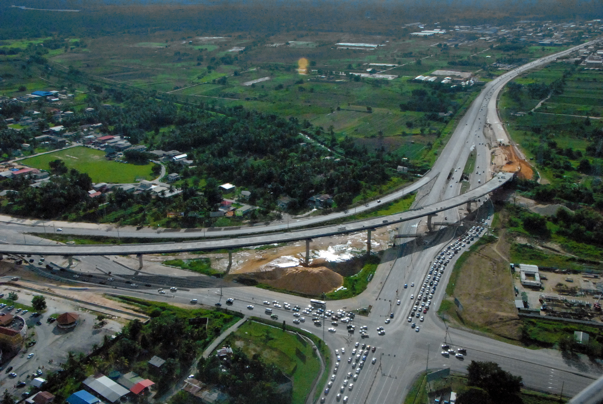 Persimpangan Jalan Raya Churchill-Roosevelt dan Jalan Raya Uriah Butler, 2009