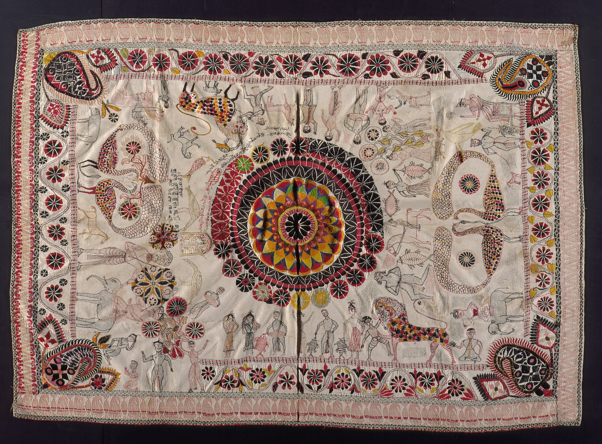 Sulaman pada Nakshi kantha (selimut bersulam), sebuah tradisi seni Bengali berusia berabad-abad.