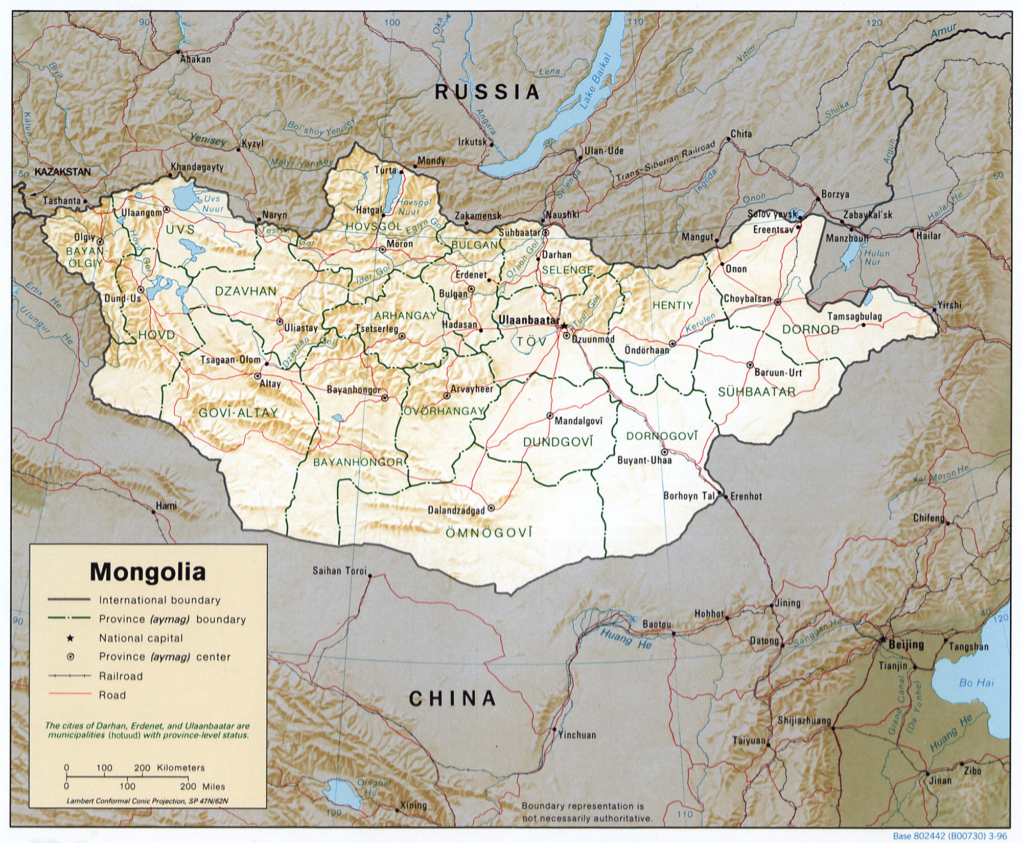 Bahagian selatan Mongolia dilitupi oleh Gurun Gobi, manakala bahagian utara dan barat adalah pergunungan