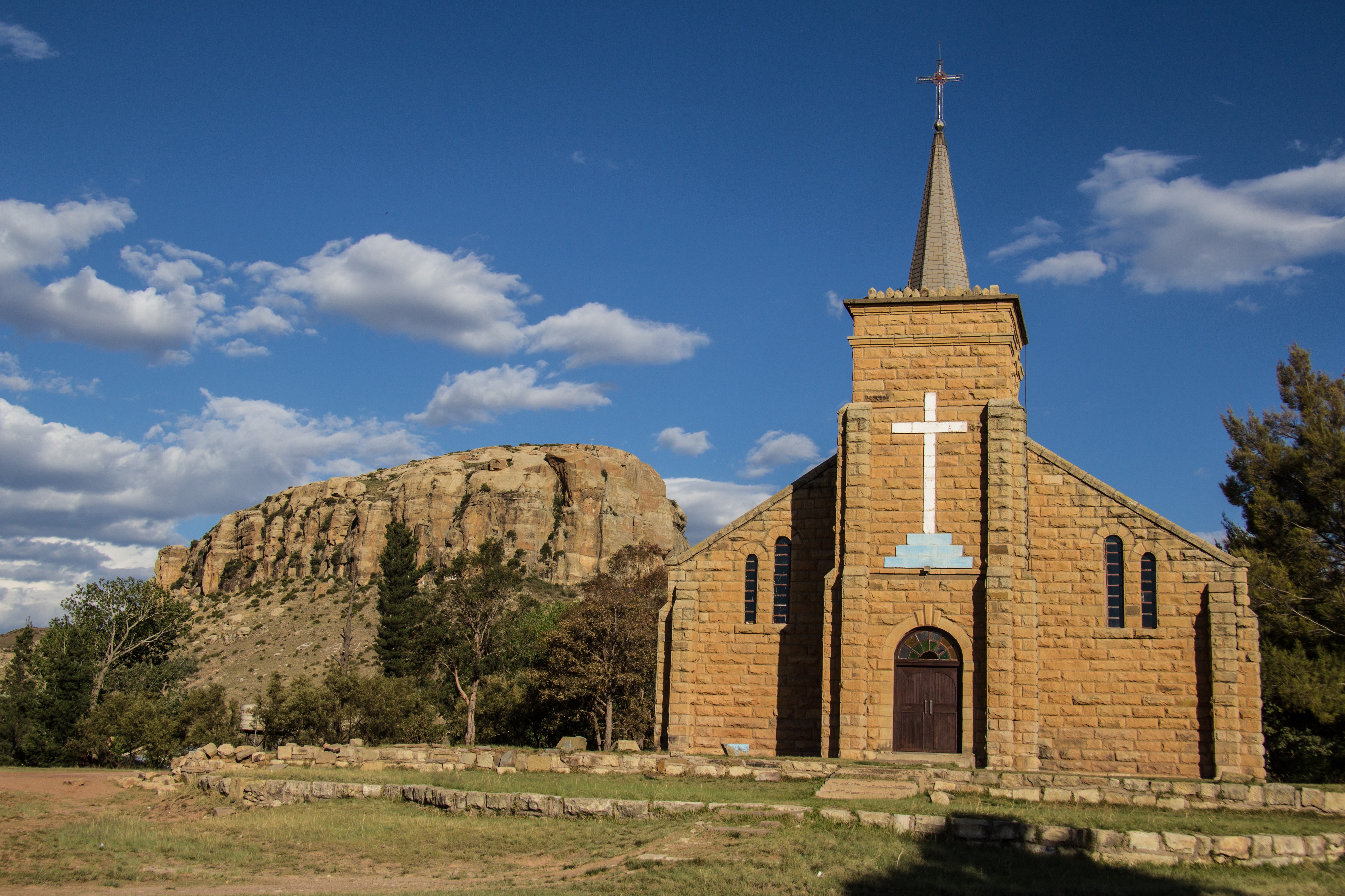 Katedral Santo Mikael di Maseru, salah satu gereja Katolik utama di Lesotho.