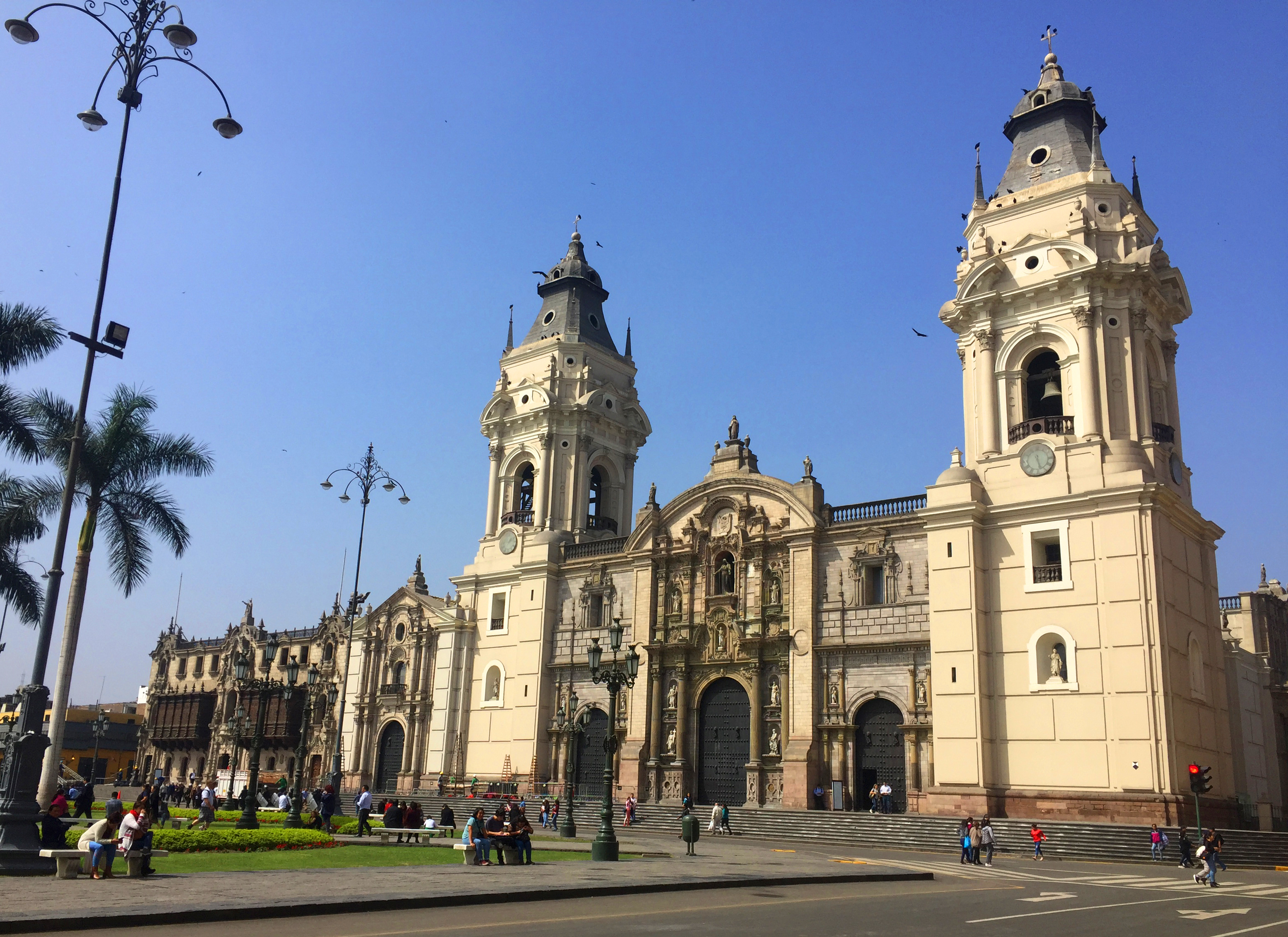Katedral Metropolitan Lima.