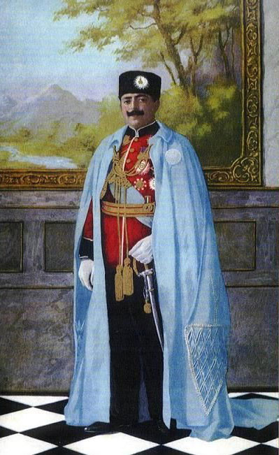 Amanullah Khan mengisytiharkan dirinya sebagai Raja Afghanistan pada Jun 1926.