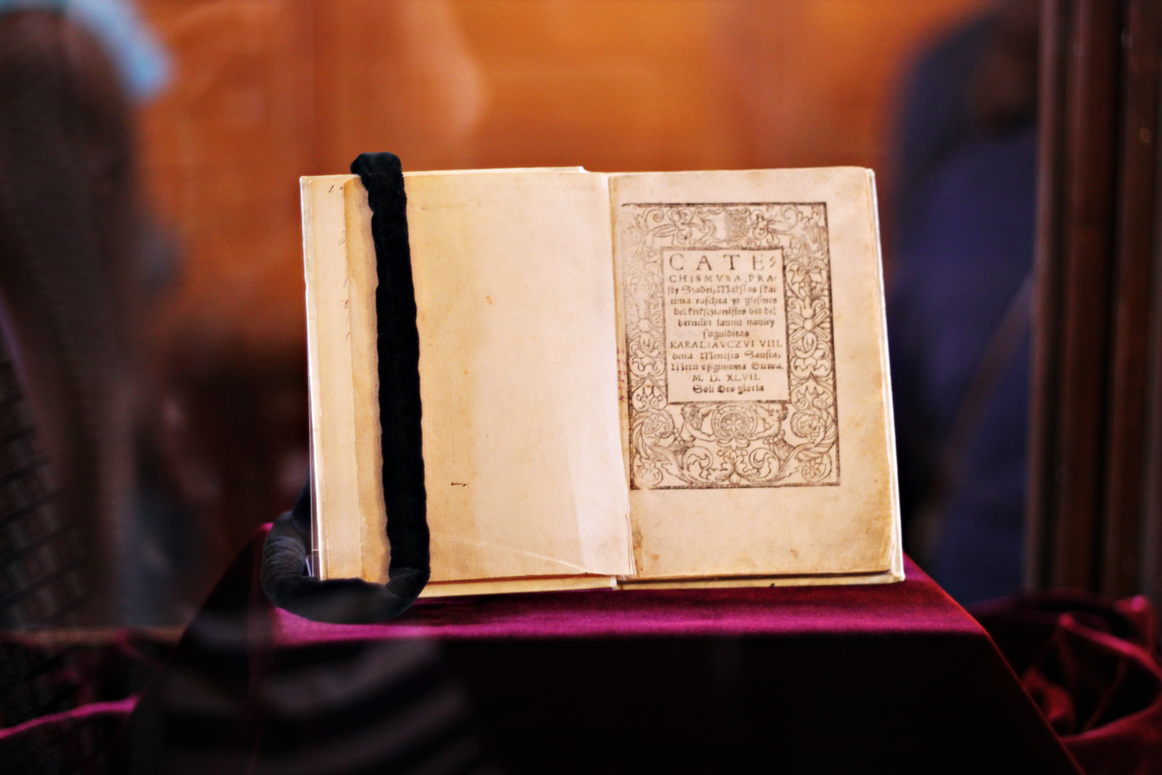 Buku bercetak Lithuania pertama, Katekismus Martynas Mažvydas (1547, Königsberg)