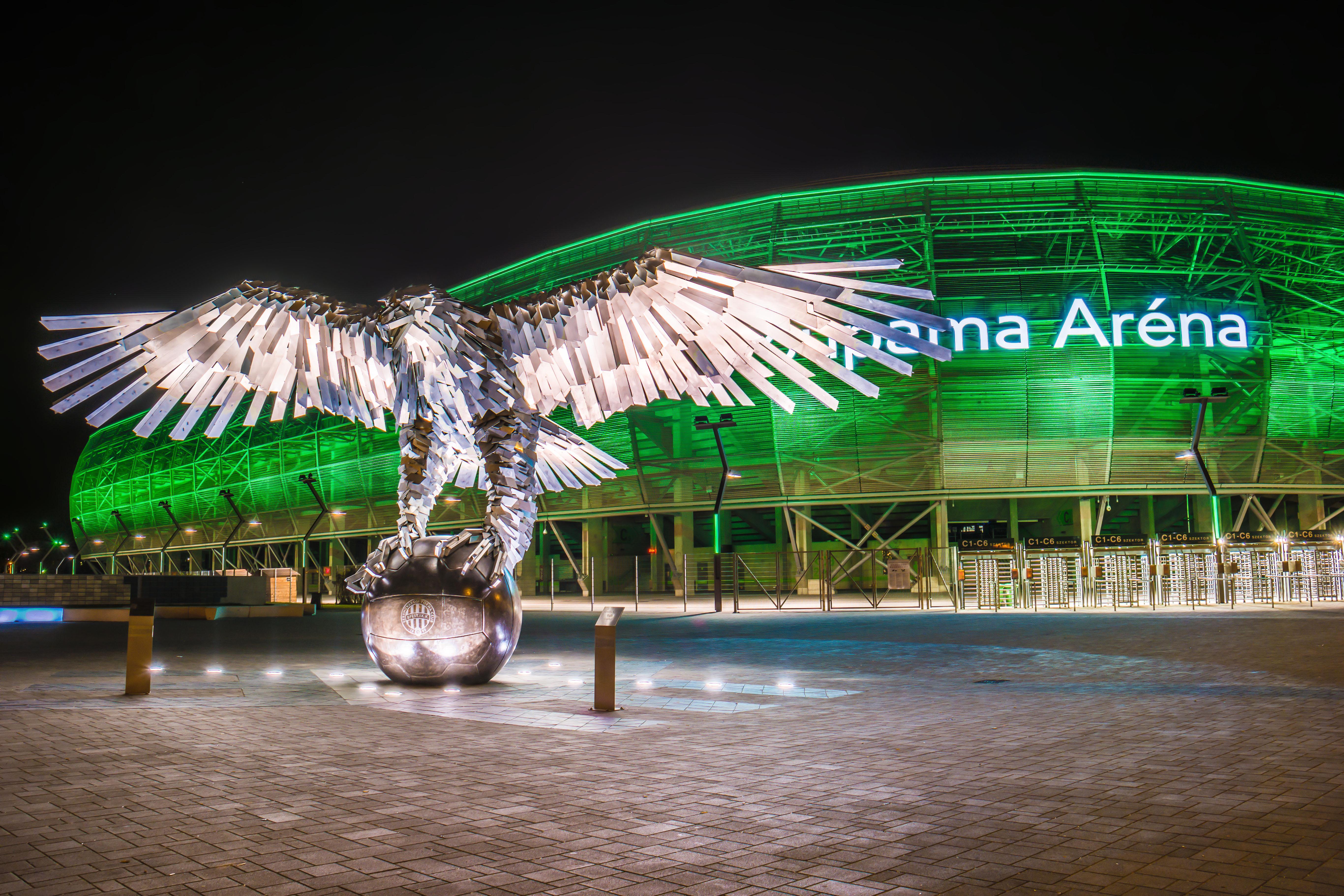 Groupama Aréna, kandang Ferencvárosi TC, Stadion Kategori 4 UEFA