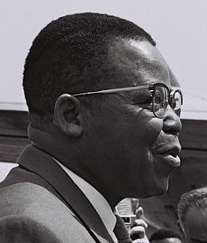 Pemimpin ABAKO, Joseph Kasa-Vubu, Presiden pertama yang dipilih secara demokratik bagi Congo-Léopoldville.