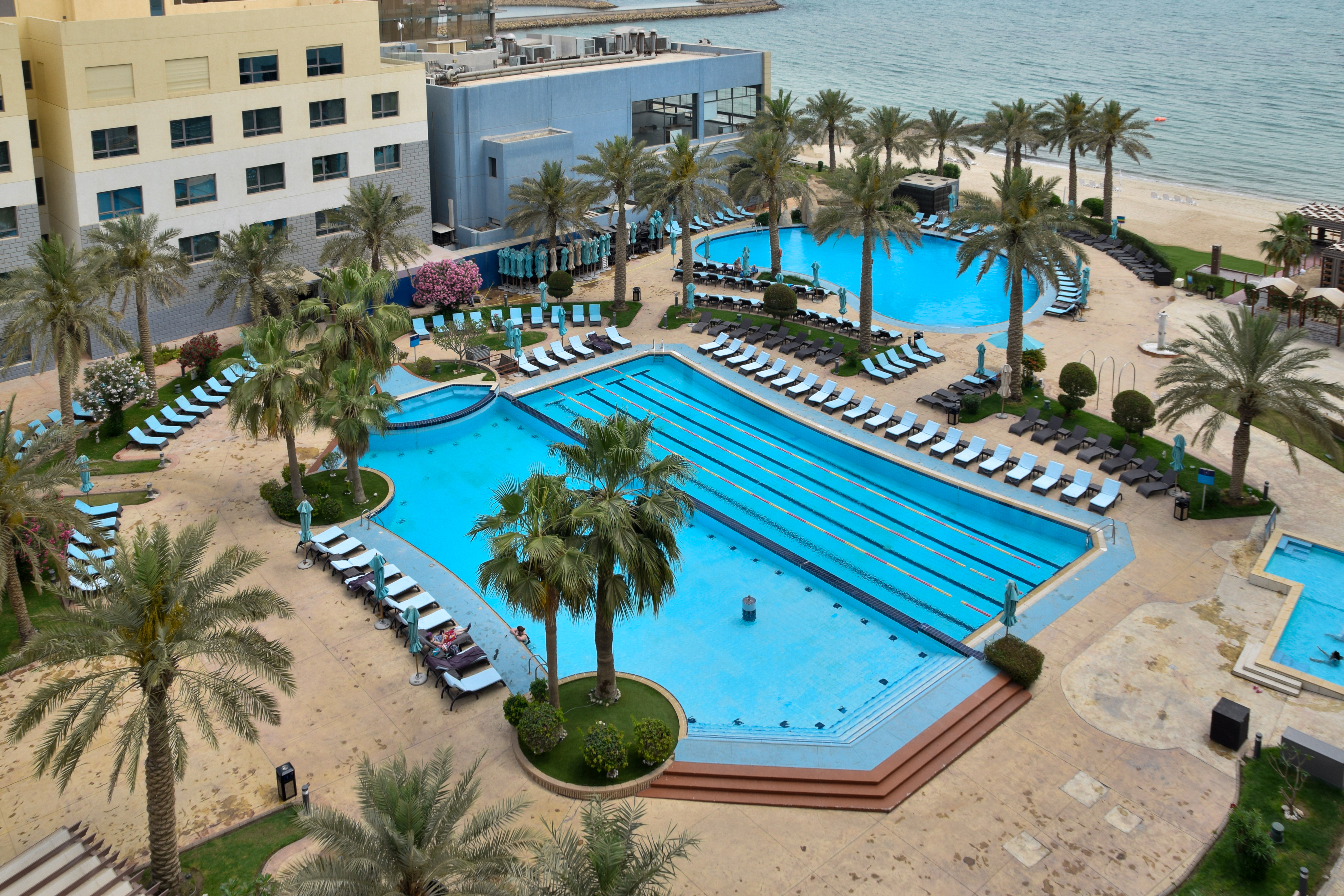 The Palms Beach Hotel & Spa di Kuwait.