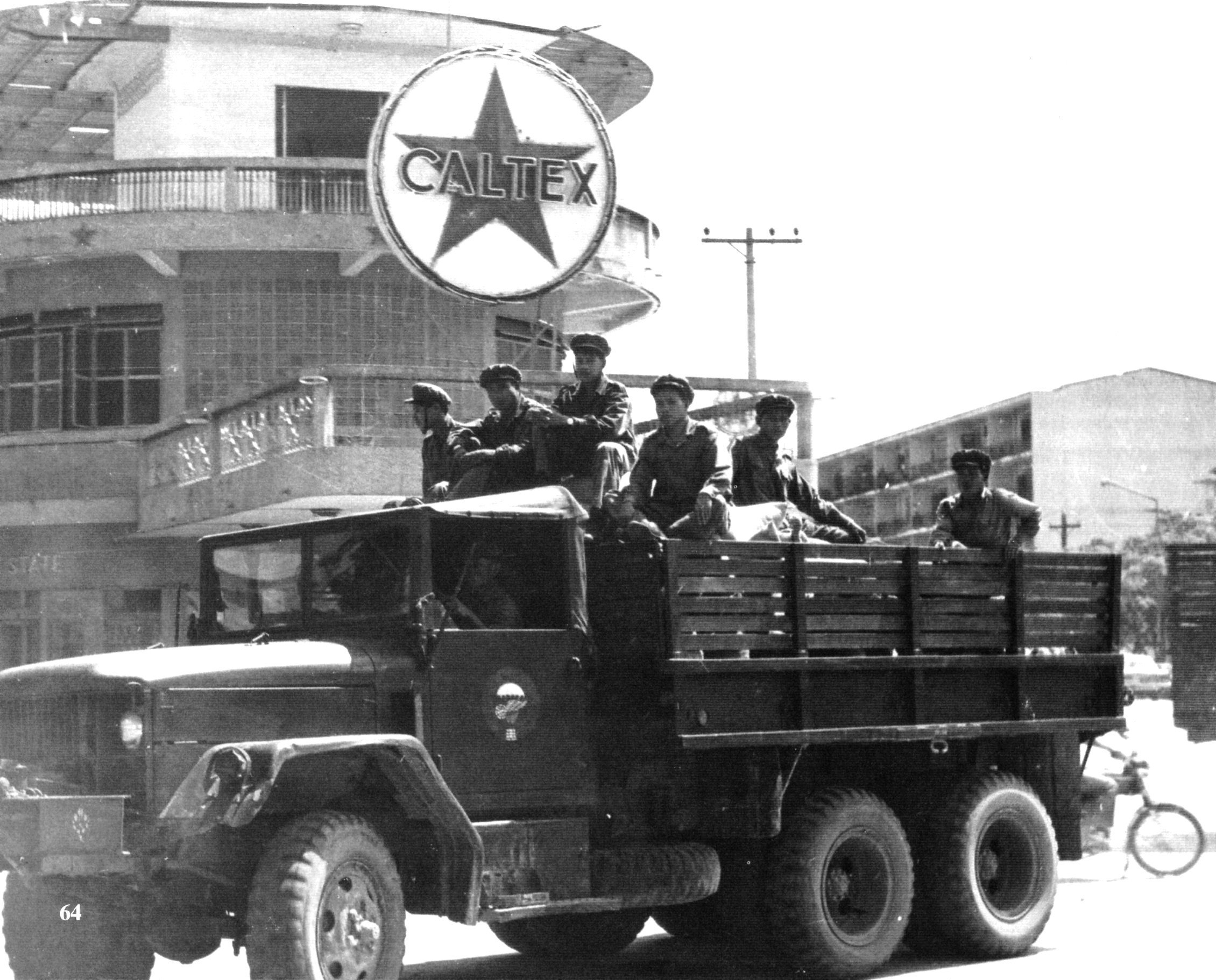 Askar Pathet Lao di Vientiane, 1973