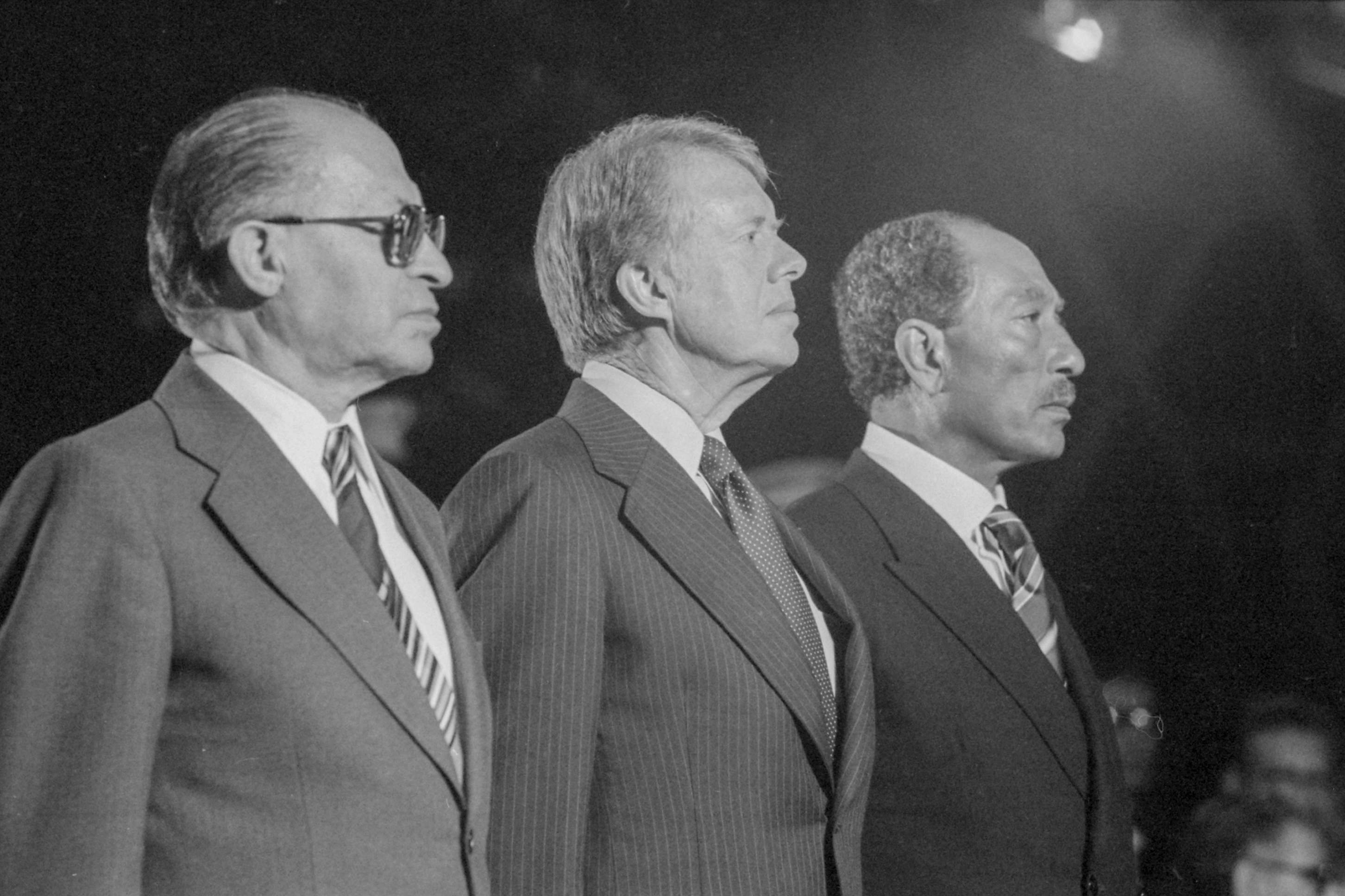 Meraikan pemeteraian Perjanjian Camp David 1978: Menachem Begin, Jimmy Carter, Anwar Sadat