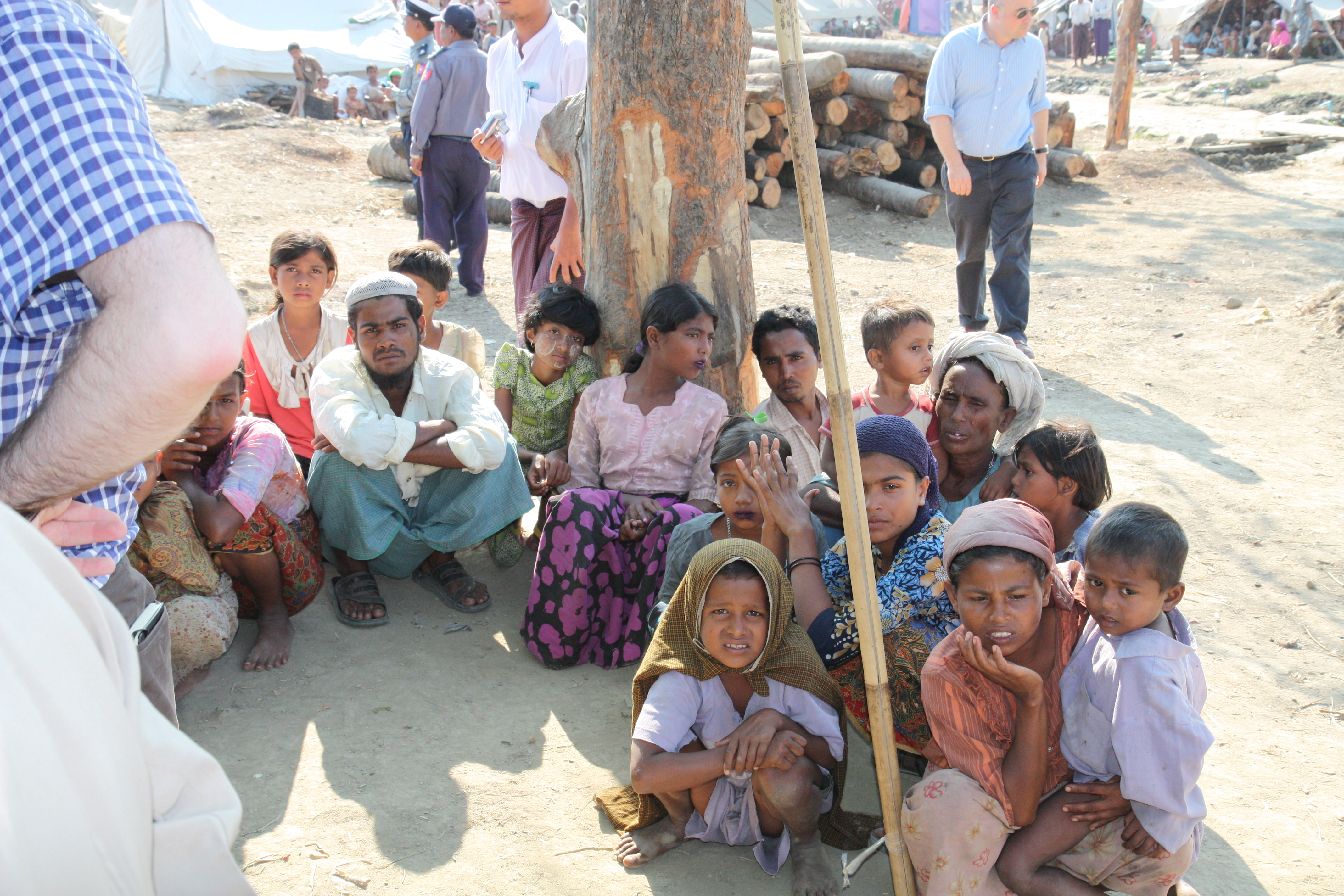 Orang Rohingya yang dipindahkan di Myanmar.
