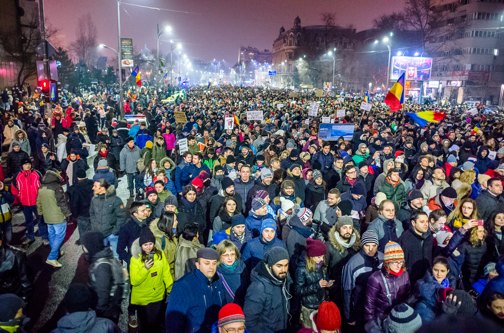 ルーマニアでは、2017年-2019年ルーマニア反政府運動において、PSD-ALDE政府の司法改革に対する大規模な抗議デモが発生した。