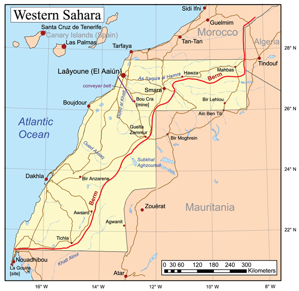 Maghribi mengilhak Sahara Barat pada tahun 1975. Barisan Polisario mengawal wilayah di timur berm (tembok) Maghribi.