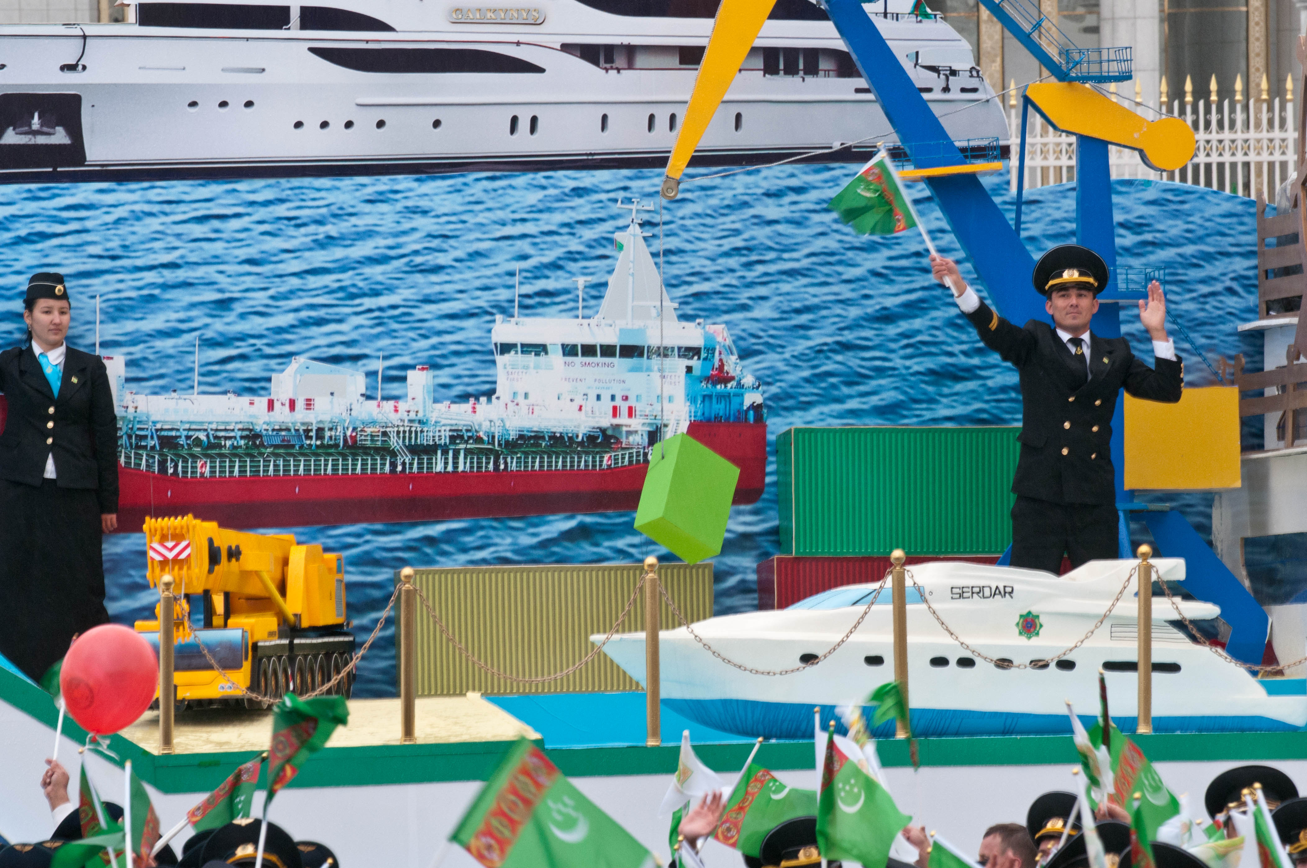 Pekerja layanan Transportasi Maritim dan Sungai Turkmenistan