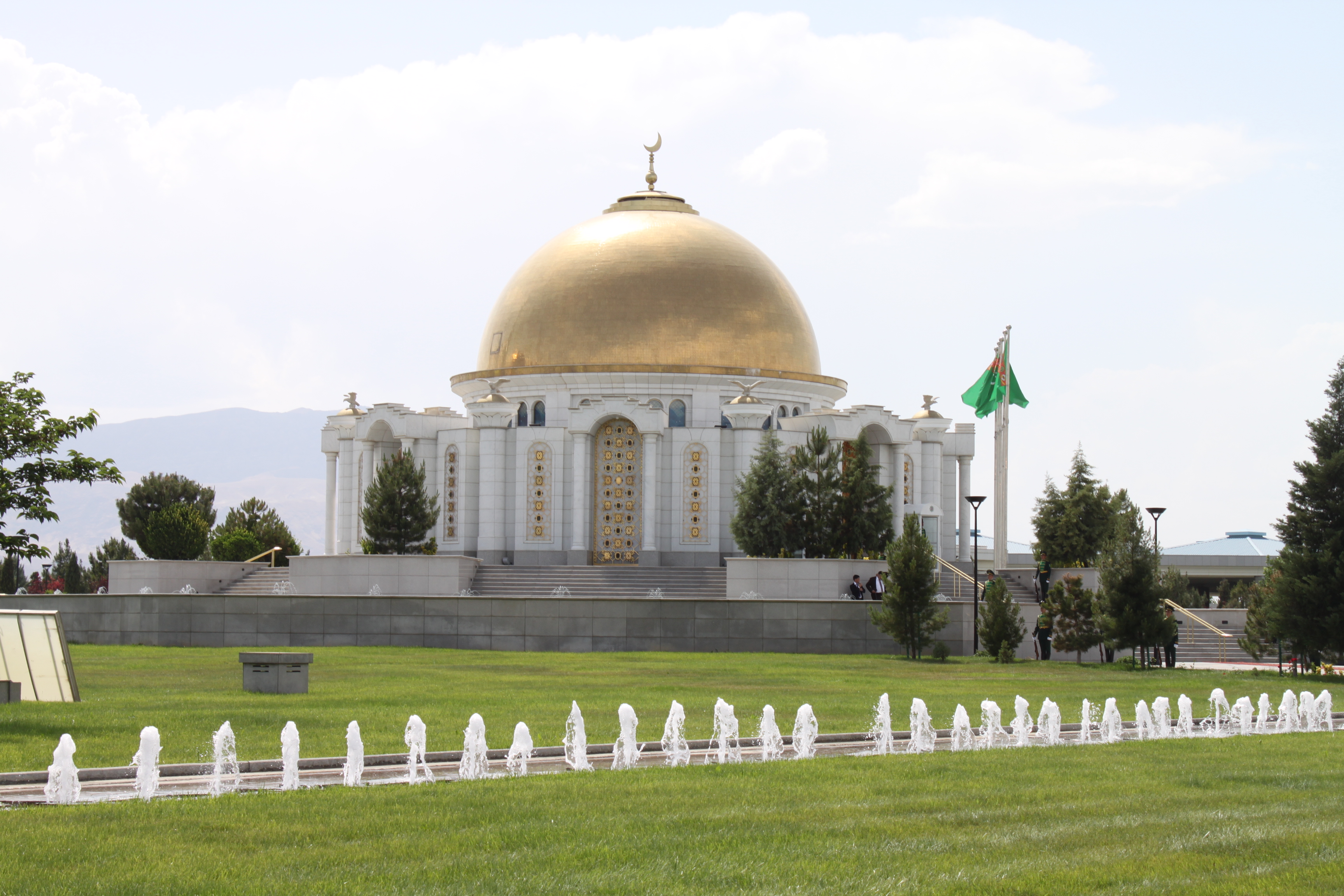 Masjid Ashgabat, 2013