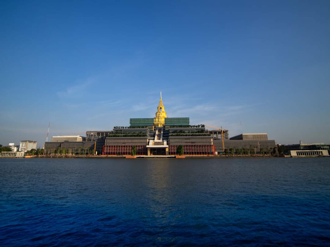 alt=Dewan Parlimen Thailand