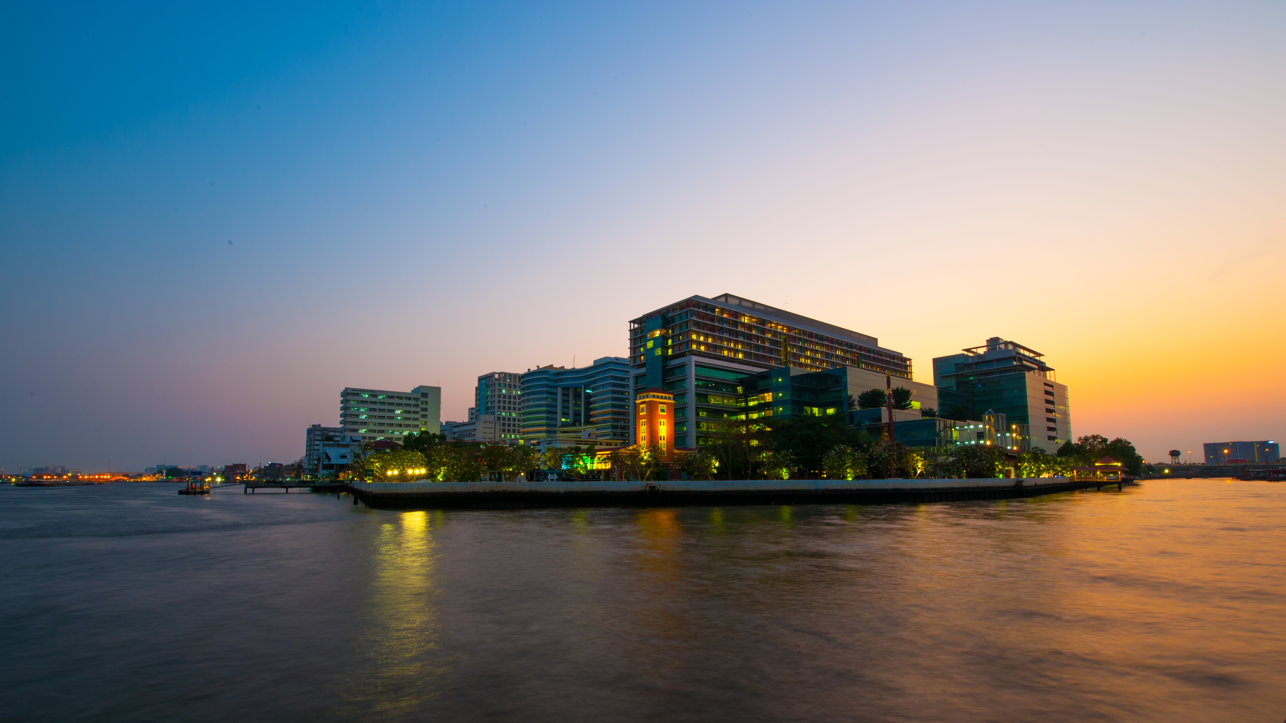 Hospital Siriraj di Bangkok, hospital tertua dan terbesar di Thailand