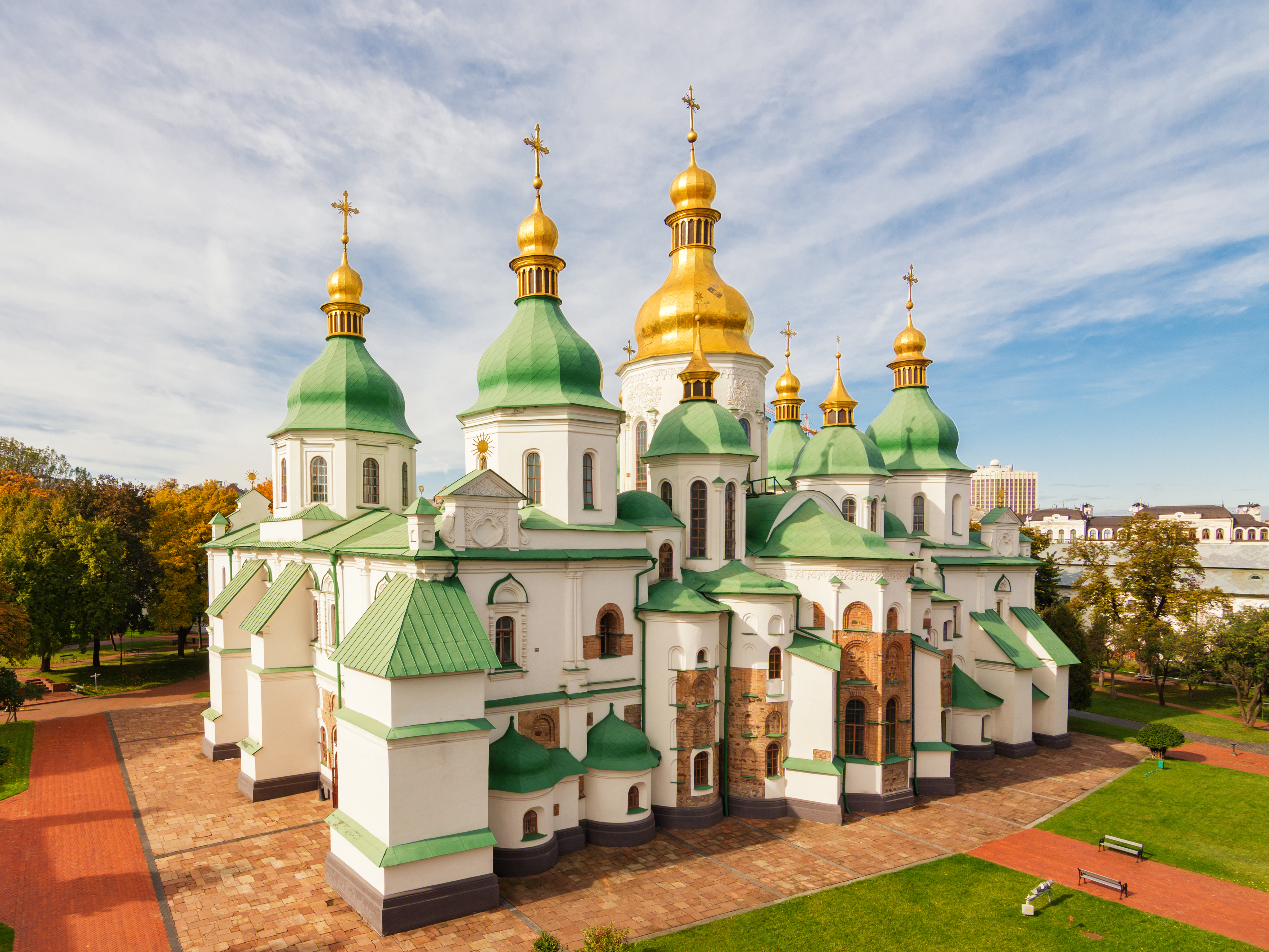 Nhà thờ chính tòa Thánh Sophia, Kyiv ở Kyiv, một Di sản thế giới của UNESCO, là một trong những nhà thờ Thiên Chúa giáo chính ở Ukraina