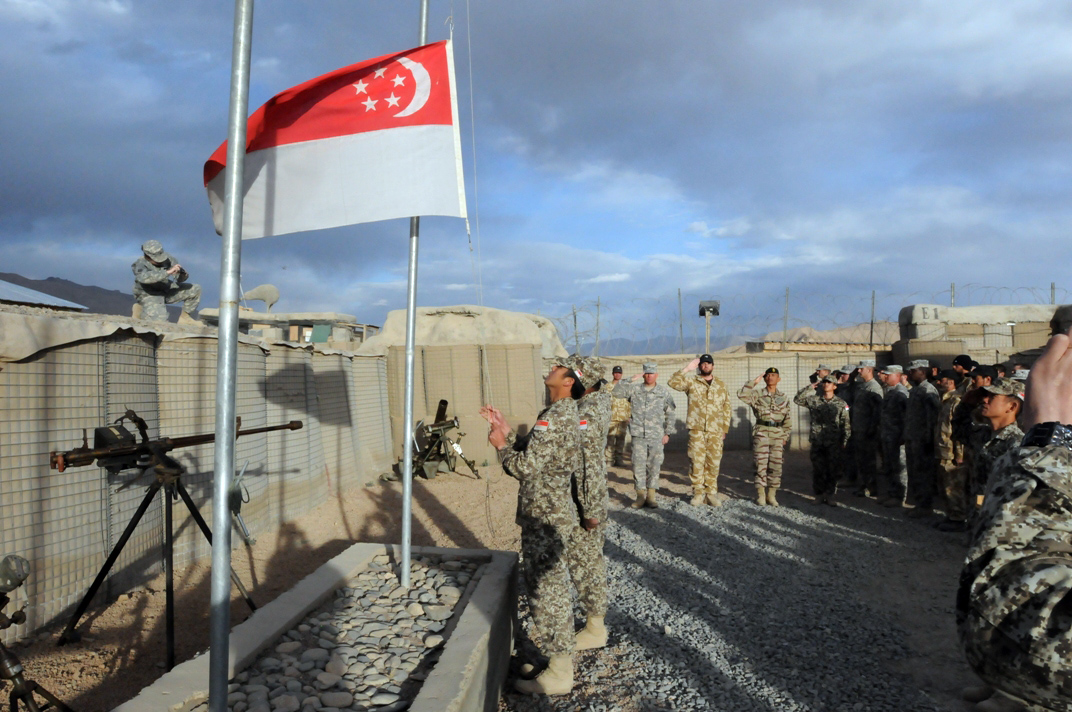 Pada tahun 2007, personel militer dari Angkatan Bersenjata Singapura dikerahkan di Afghanistan sebagai bagian dari koalisi multinasional.