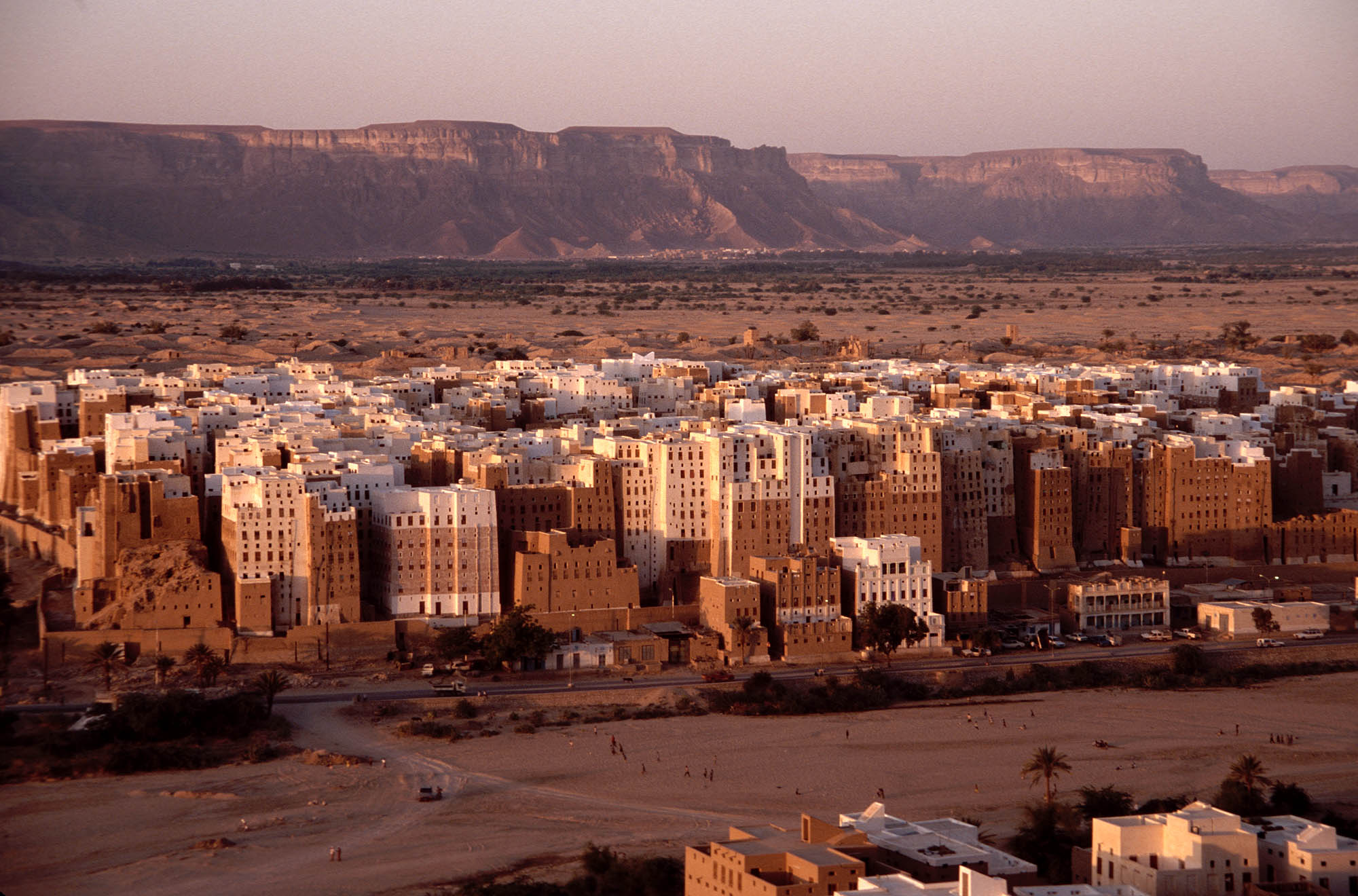 Seni bina bertingkat tinggi di Shibam, Wadi Hadhramaut