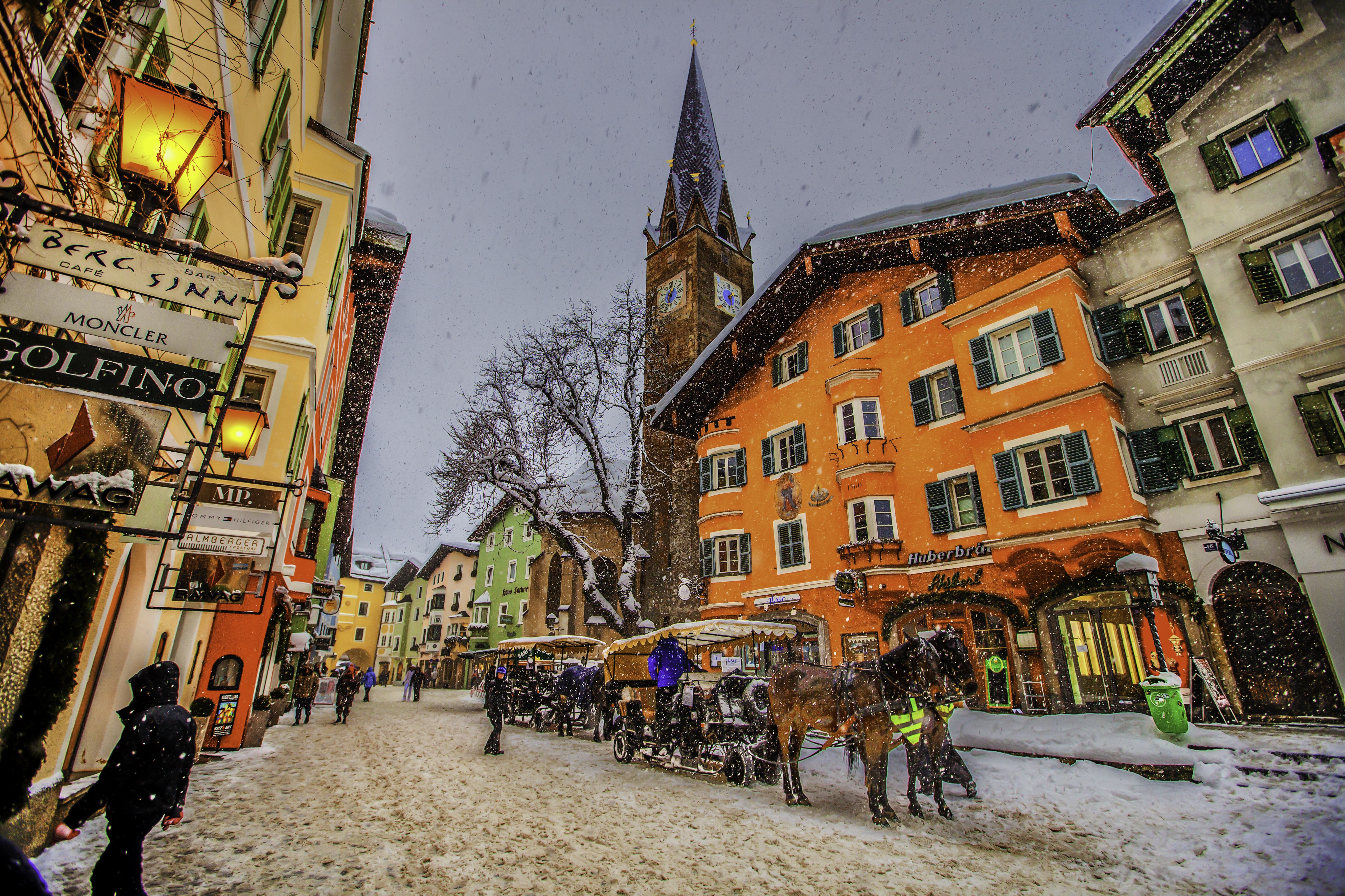Kitzbühel, destinasi pelancongan musim sejuk yang terkenal di Austria