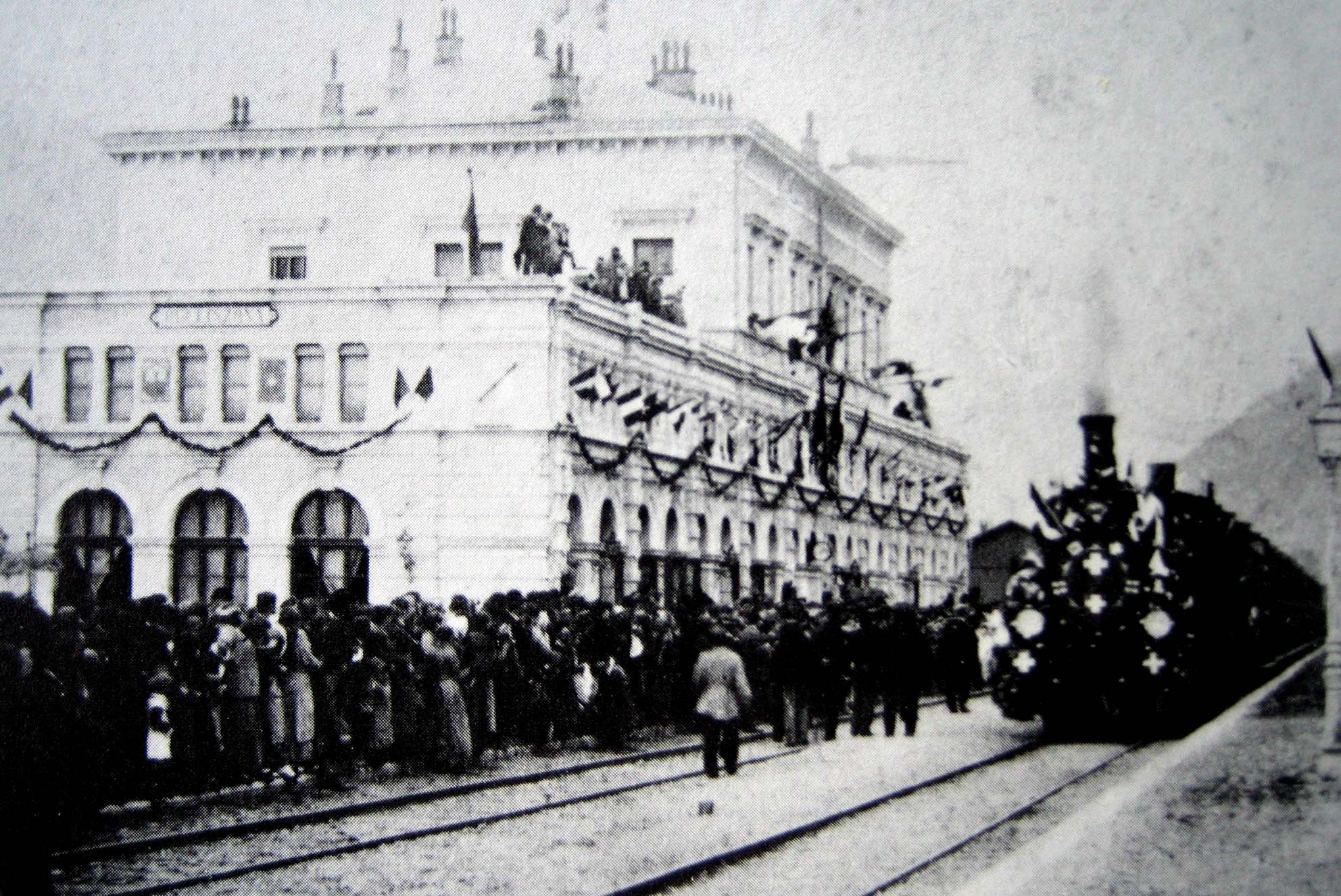 Peresmian terowongan rel Gotthard pada tahun 1882 yang menghubungkan kanton selatan Ticino, merupakan yang terpanjang di dunia pada saat itu.