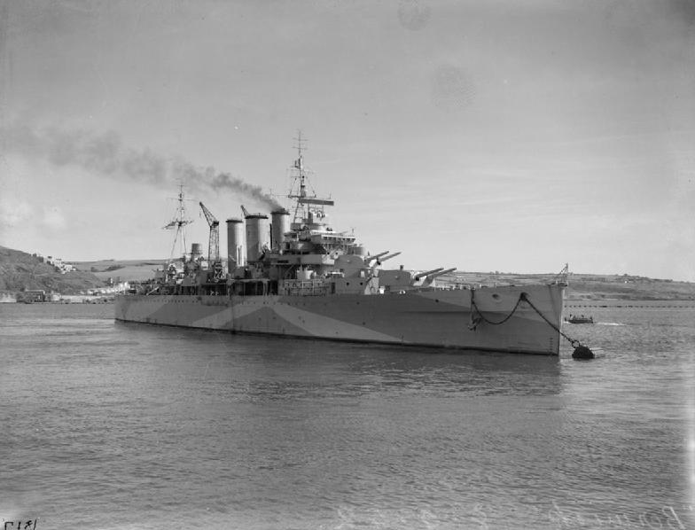 HMS Berwick (65) mengetuai pencerobohan British ke atas Iceland.
