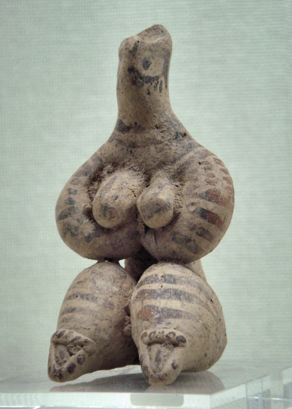 Figurin perempuan, 5000 SM, Museum Orient Kuno