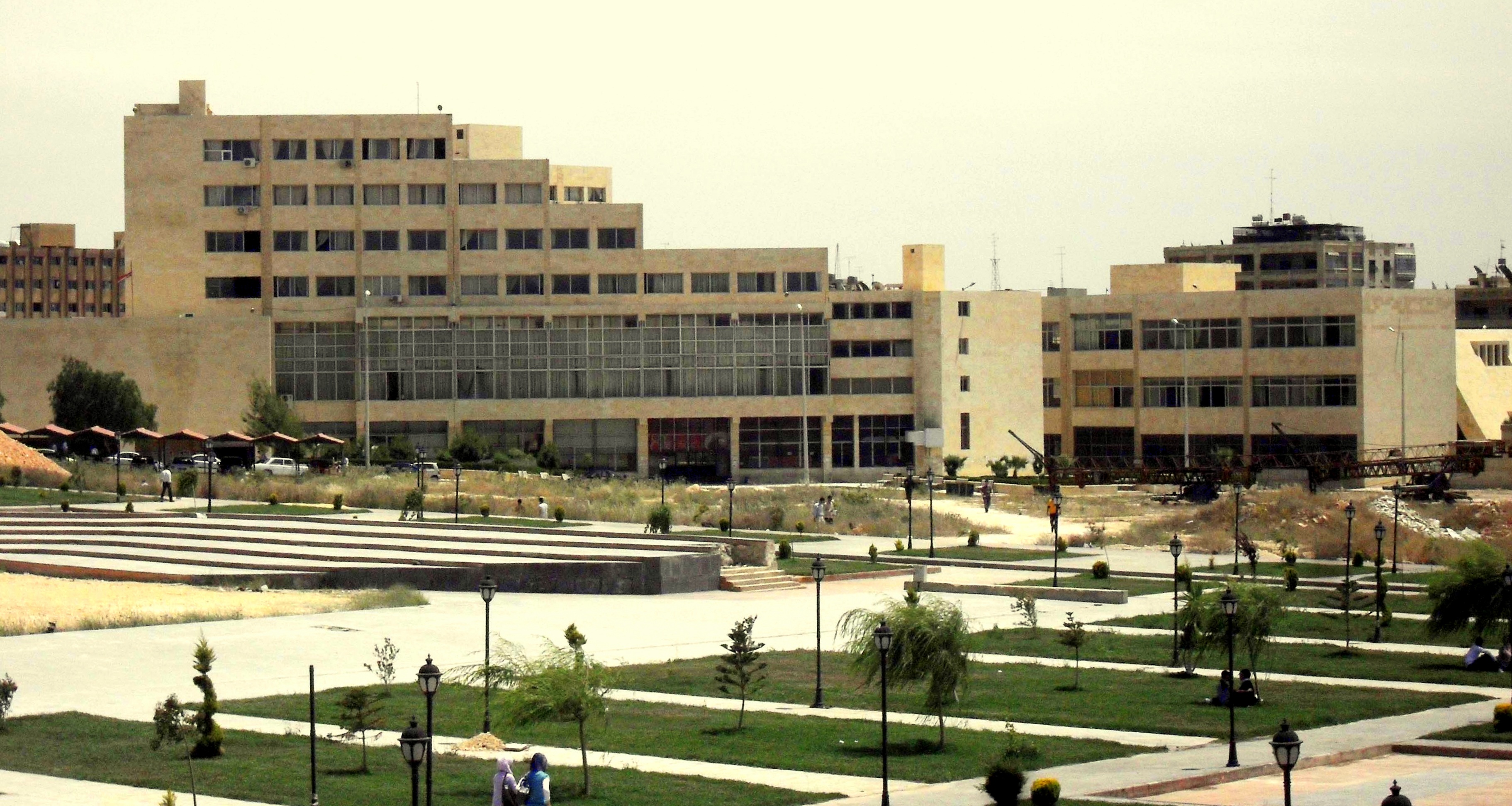 Fakultas Seni dan Humaniora di Universitas Aleppo