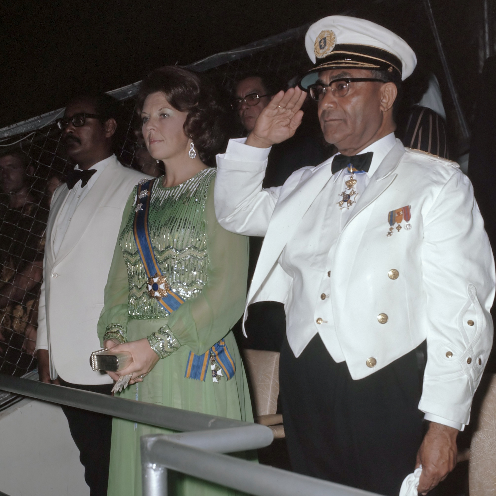 Henck Arron, Beatrix dan Johan Ferrier pada tanggal 25 November 1975