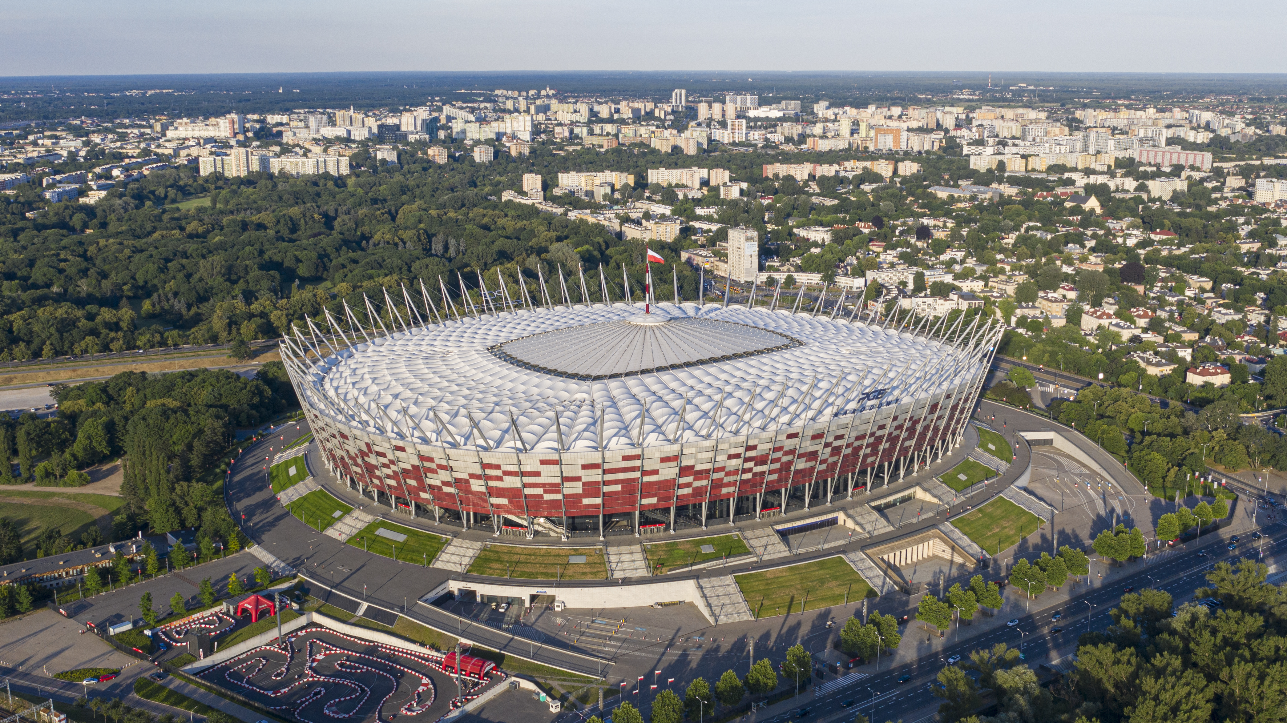 ポーランド代表サッカーチームの本拠地であるワルシャワのカジミェシュ・グルスキ国立競技場