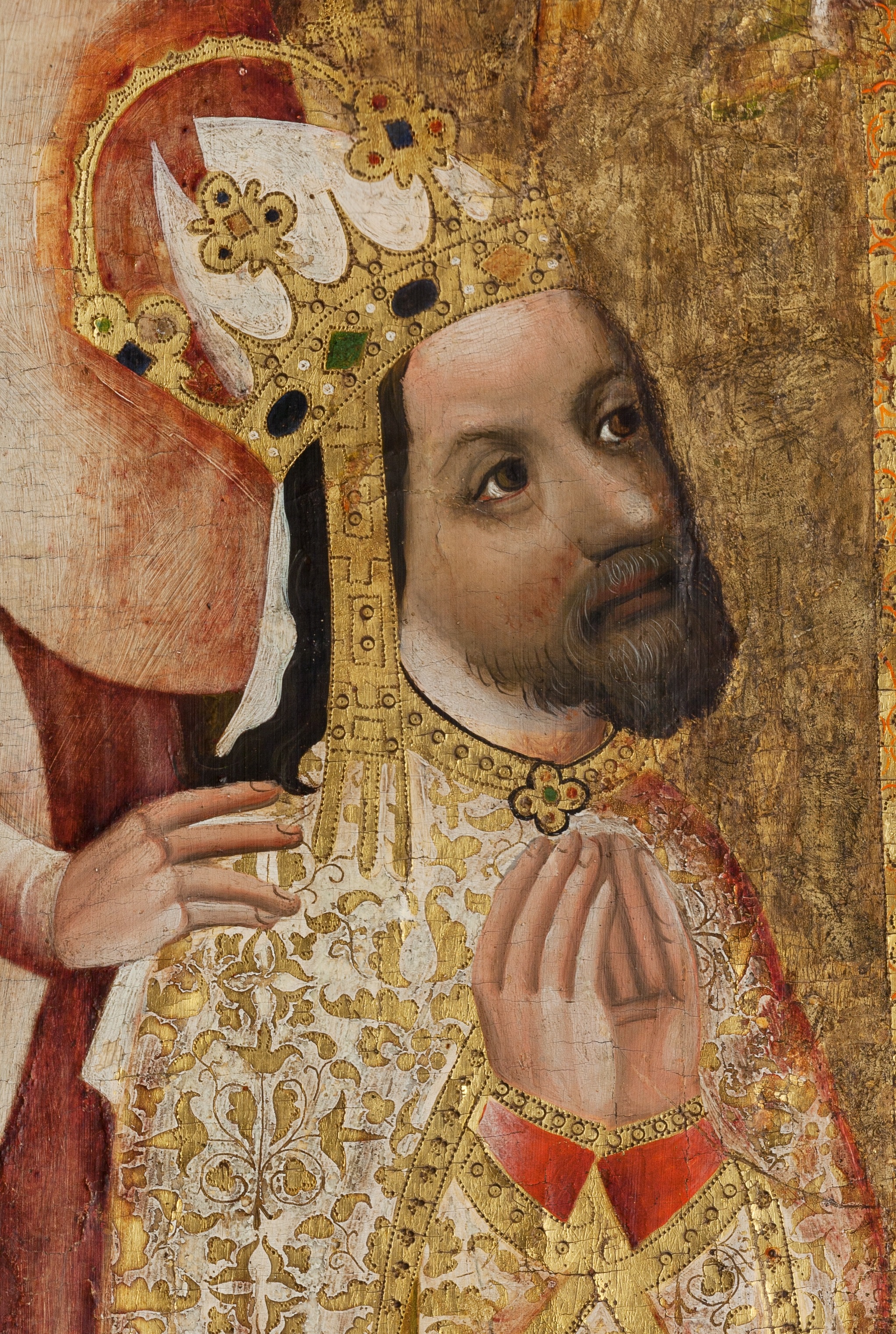 Charles IV, Kaisar Romawi Suci abad ke-14 dan Raja Bohemia dari Wangsa Luksemburg. Pengaruhnya signifikan dalam memperkuat status Luksemburg.