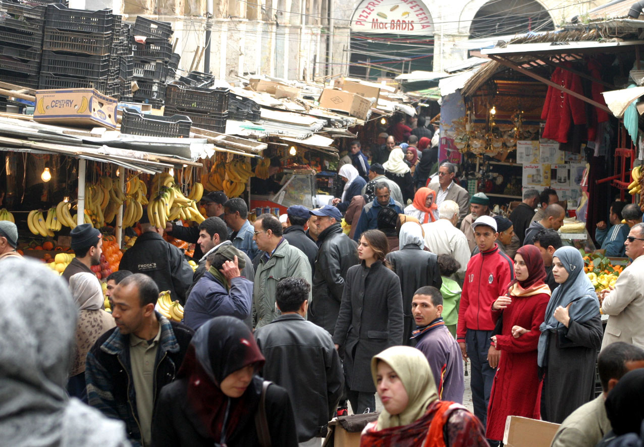 Pasar jalanan di Aljazair