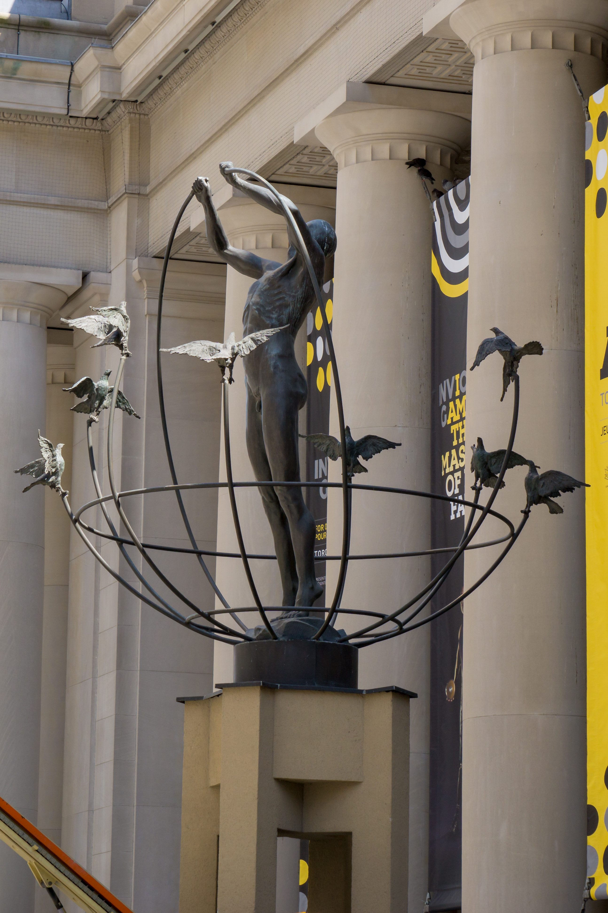 Monumen untuk Multikulturalisme karya Francesco Pirelli, di Toronto.