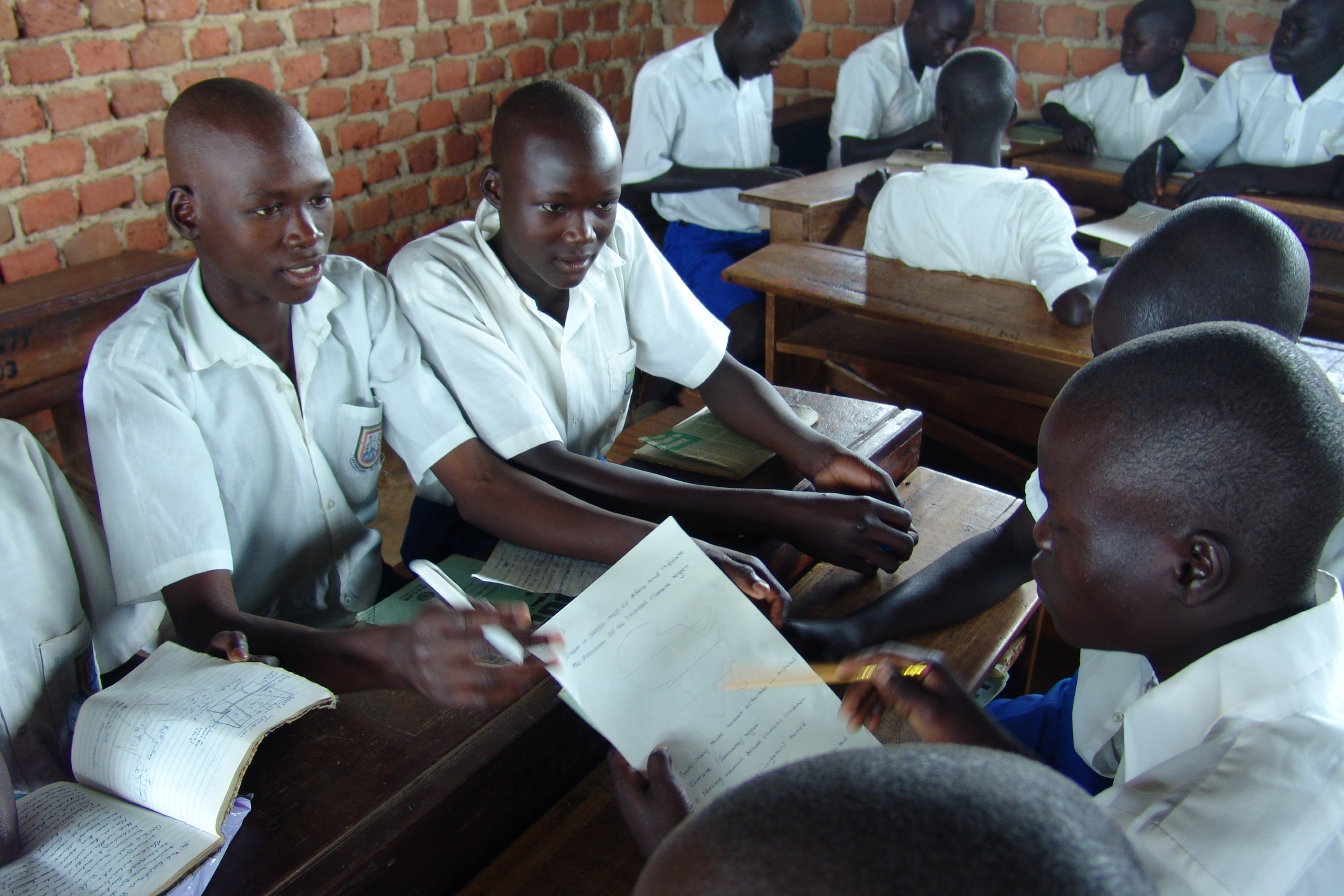 Học sinh ở Uganda